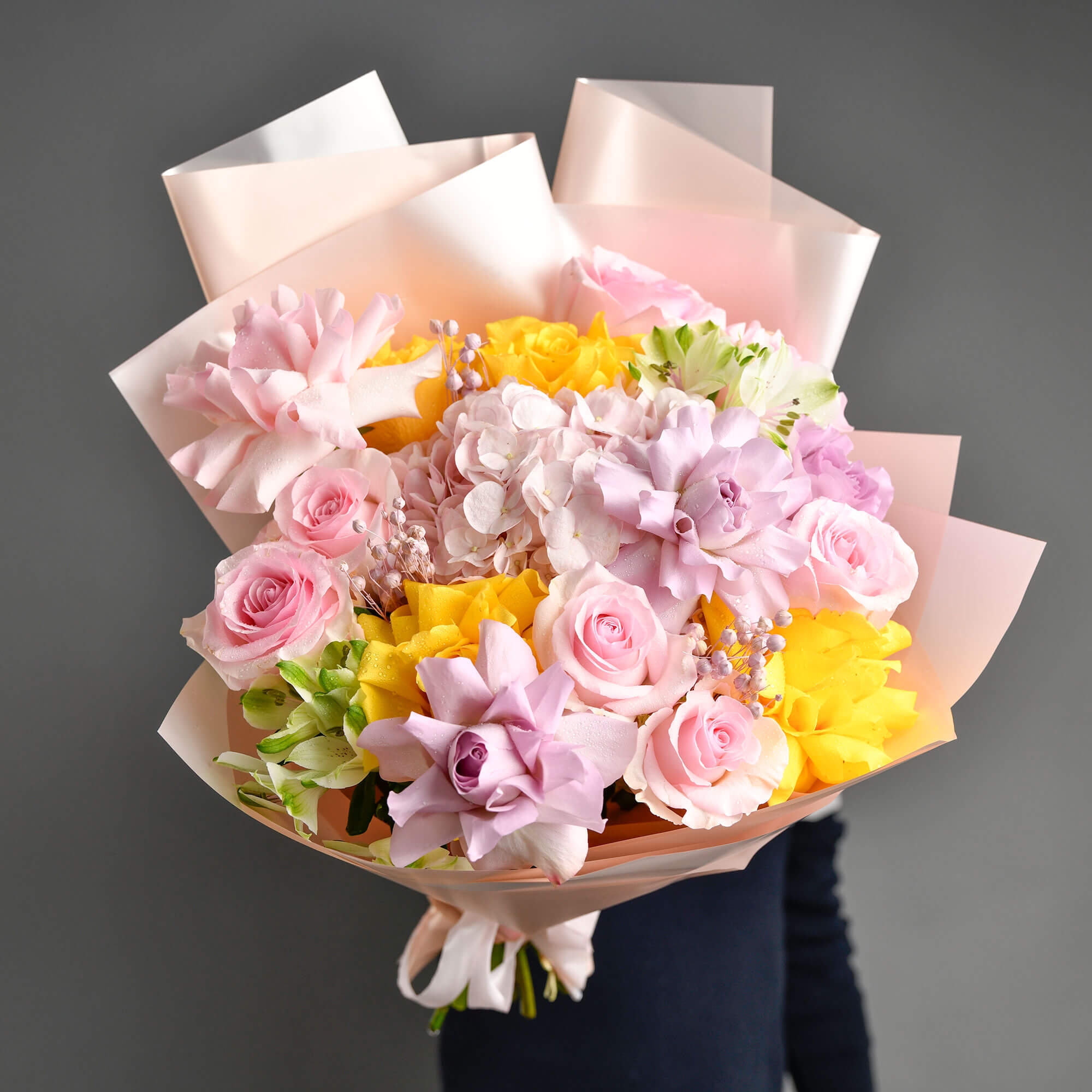 Flori de Paste - California Flowers, Buchet trandafiri roz, hortensie si alstroemeria, Californiaflowers.ro