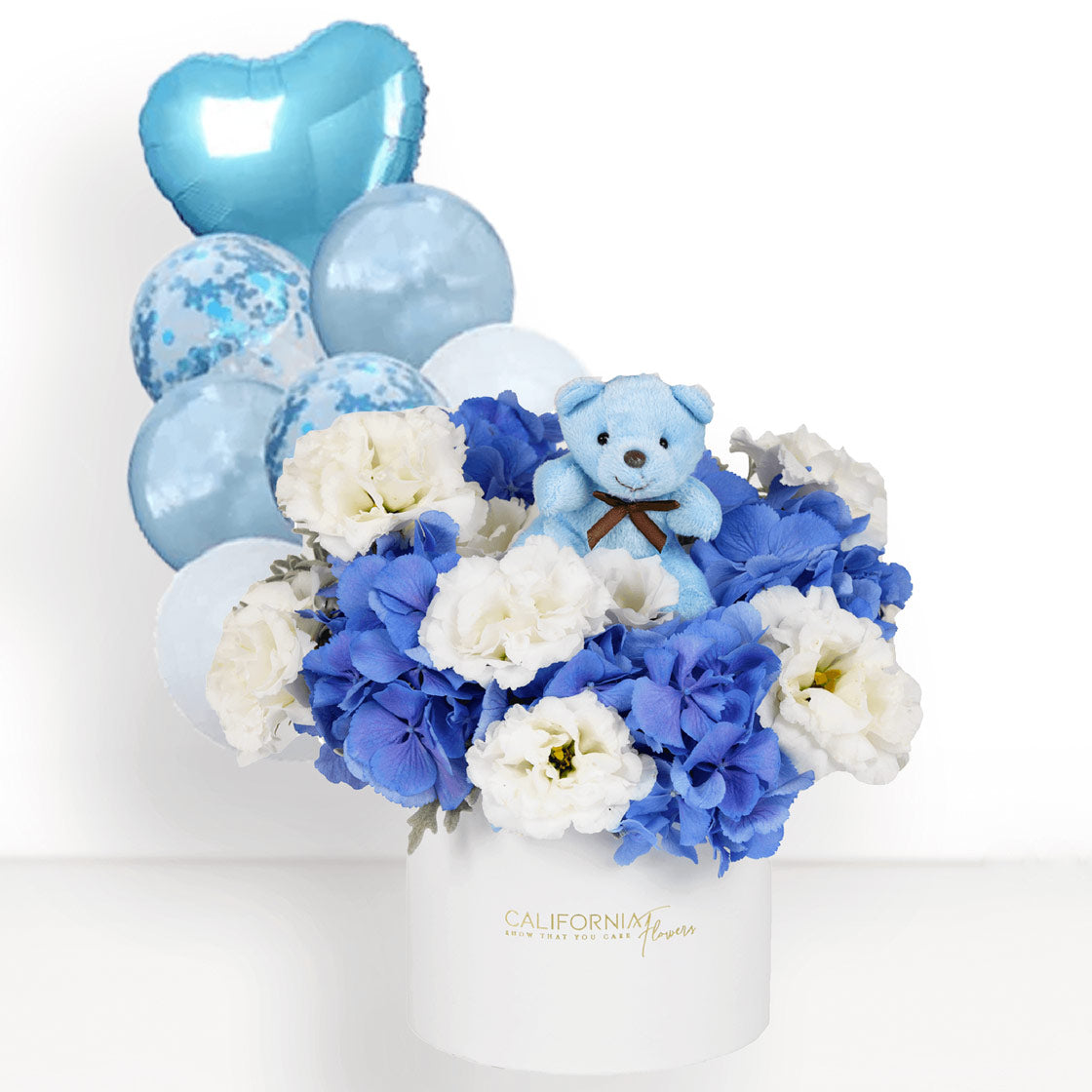 Flori pentru zi de nastere - California Flowers, Surpriza la domiciliu pentru baietel cu aranjament floral si baloane, Californiaflowers.ro