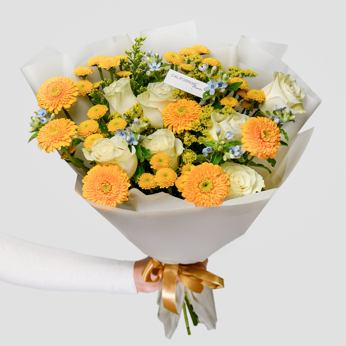 Livrare flori Brasov - California Flowers, Buchet gerbera galbena si trandafiri, Californiaflowers.ro