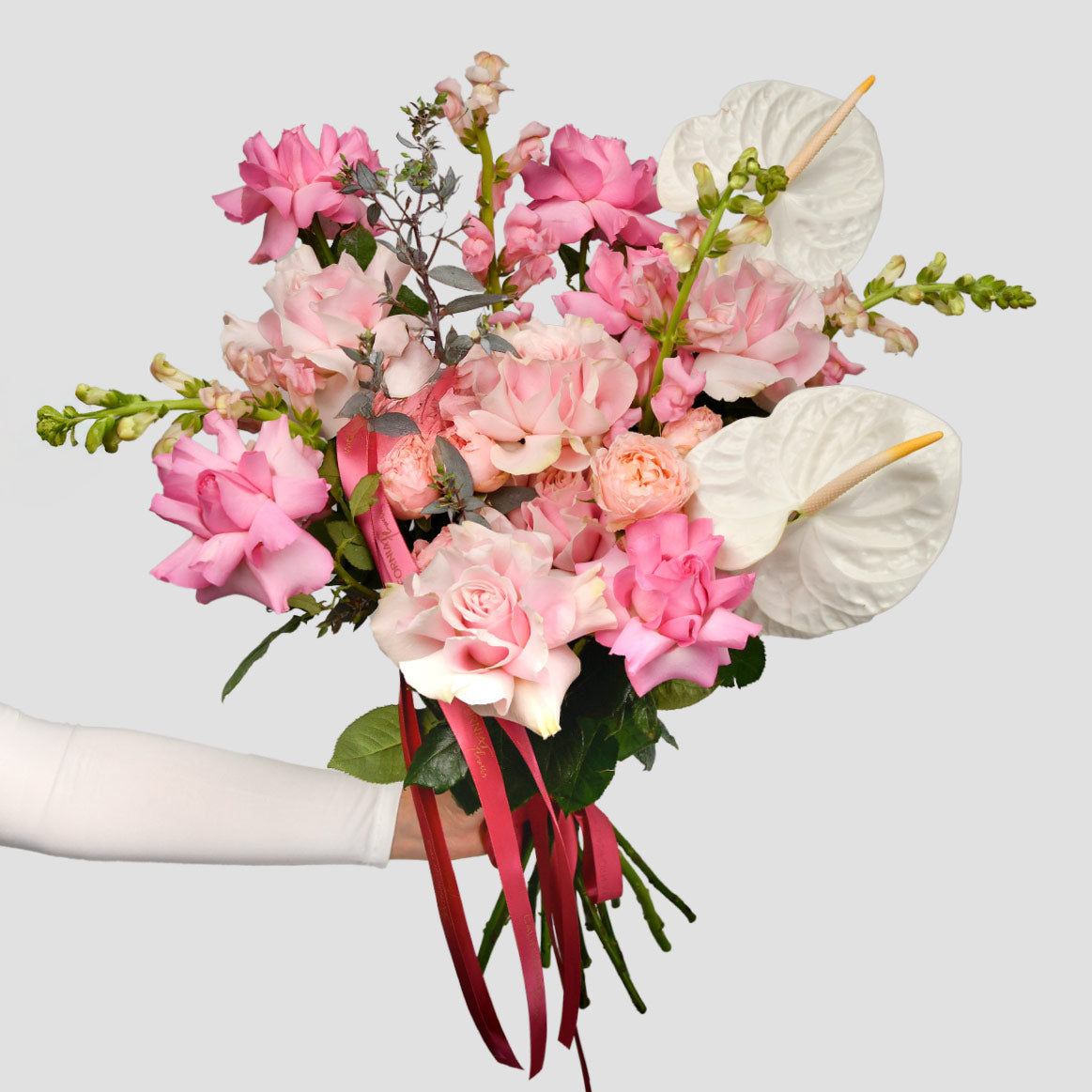 Flori de Paste - California Flowers, Buchet anthurium, trandafiri speciali, matthiola si antirrhinum, Californiaflowers.ro