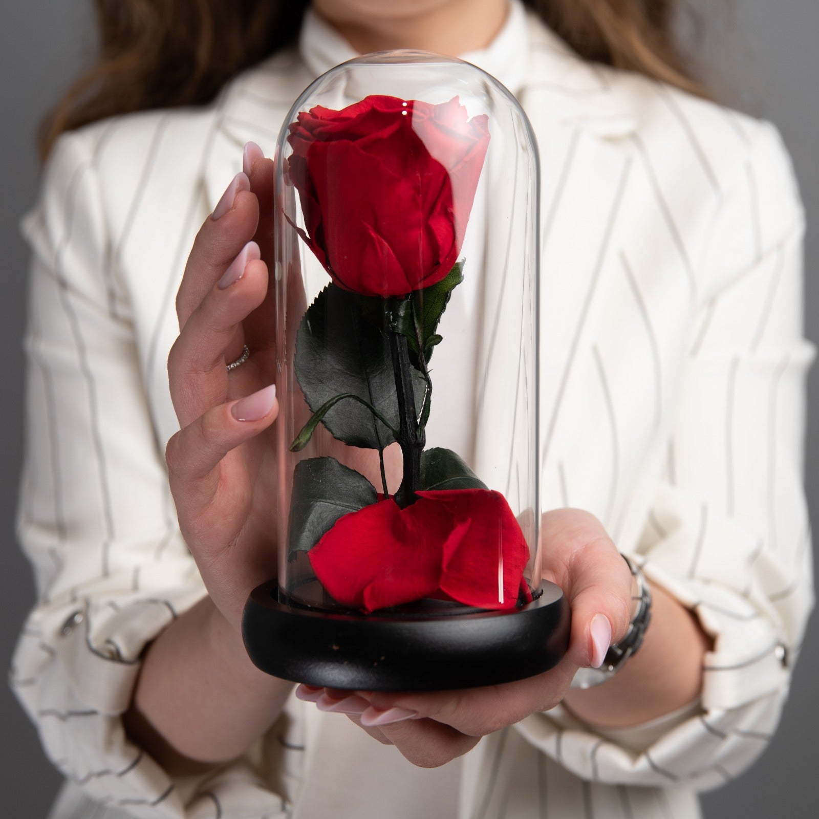 Trandafiri Criogenati Bucuresti si Brasov » California Flowers, Trandafir criogenat rosu in cupola - M, Californiaflowers.ro