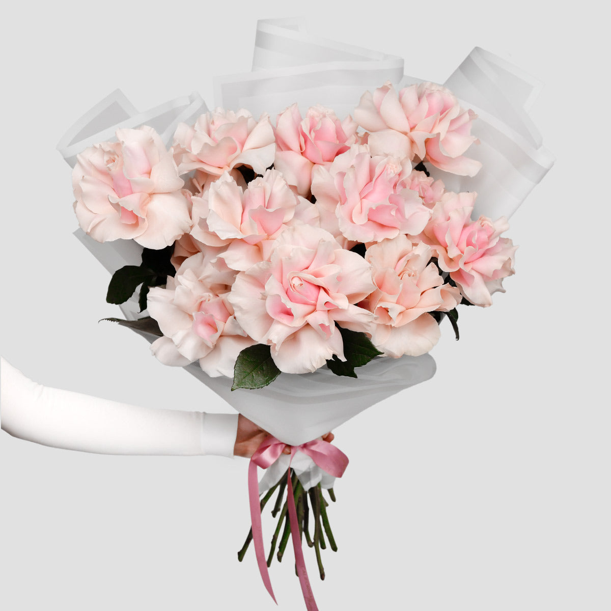 Flori de Florii - California Flowers, Buchet  17 trandafiri roz speciali, Californiaflowers.ro