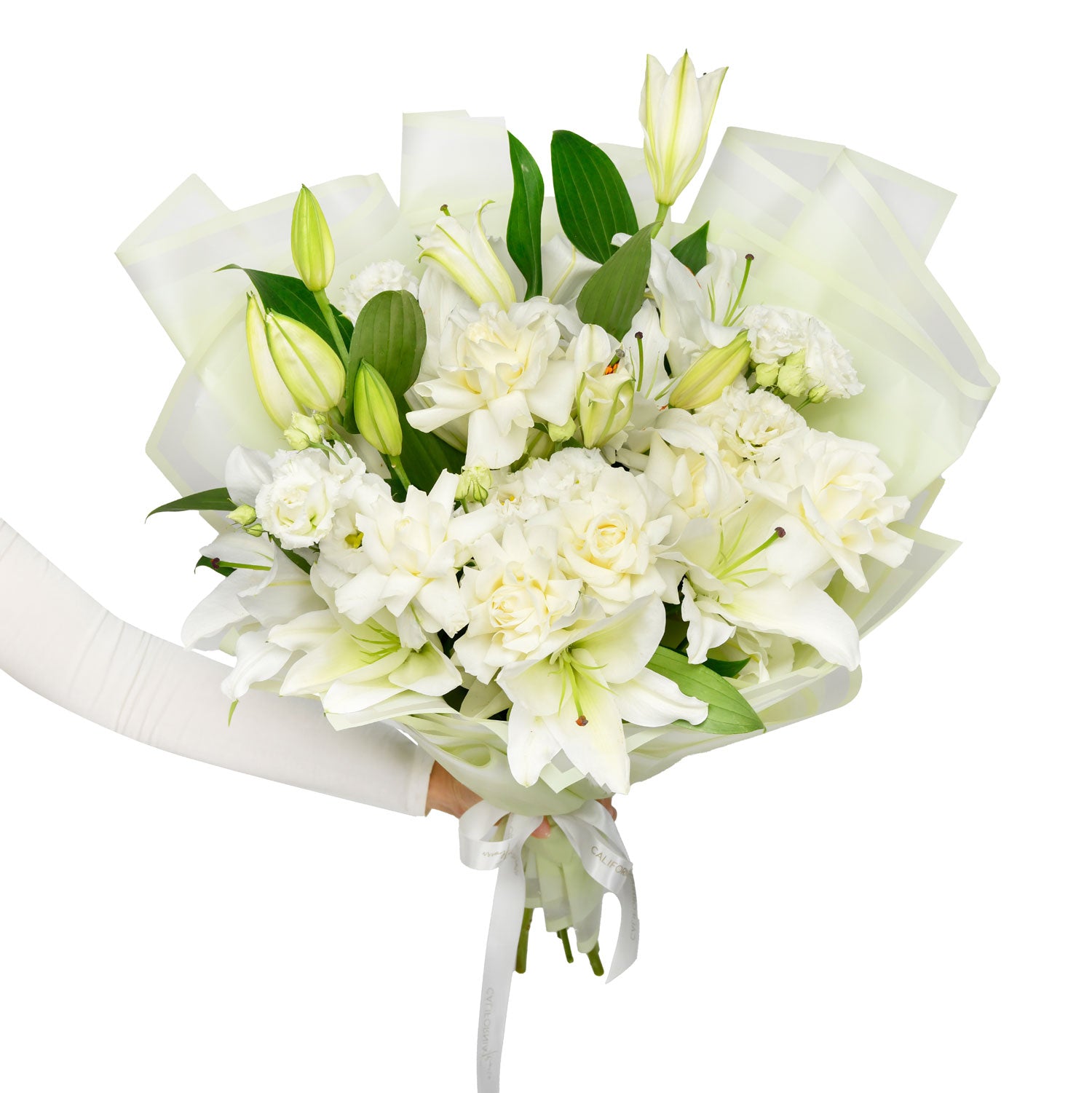 Flori pentru mama - California Flowers, Buchet trandafiri albi si crini albi, Californiaflowers.ro