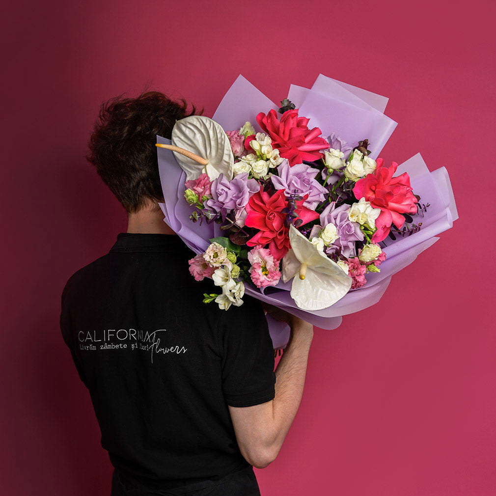 Buchet trandafiri speciali Pink, anthurium si lisianthus roz, 3, Californiaflowers.ro
