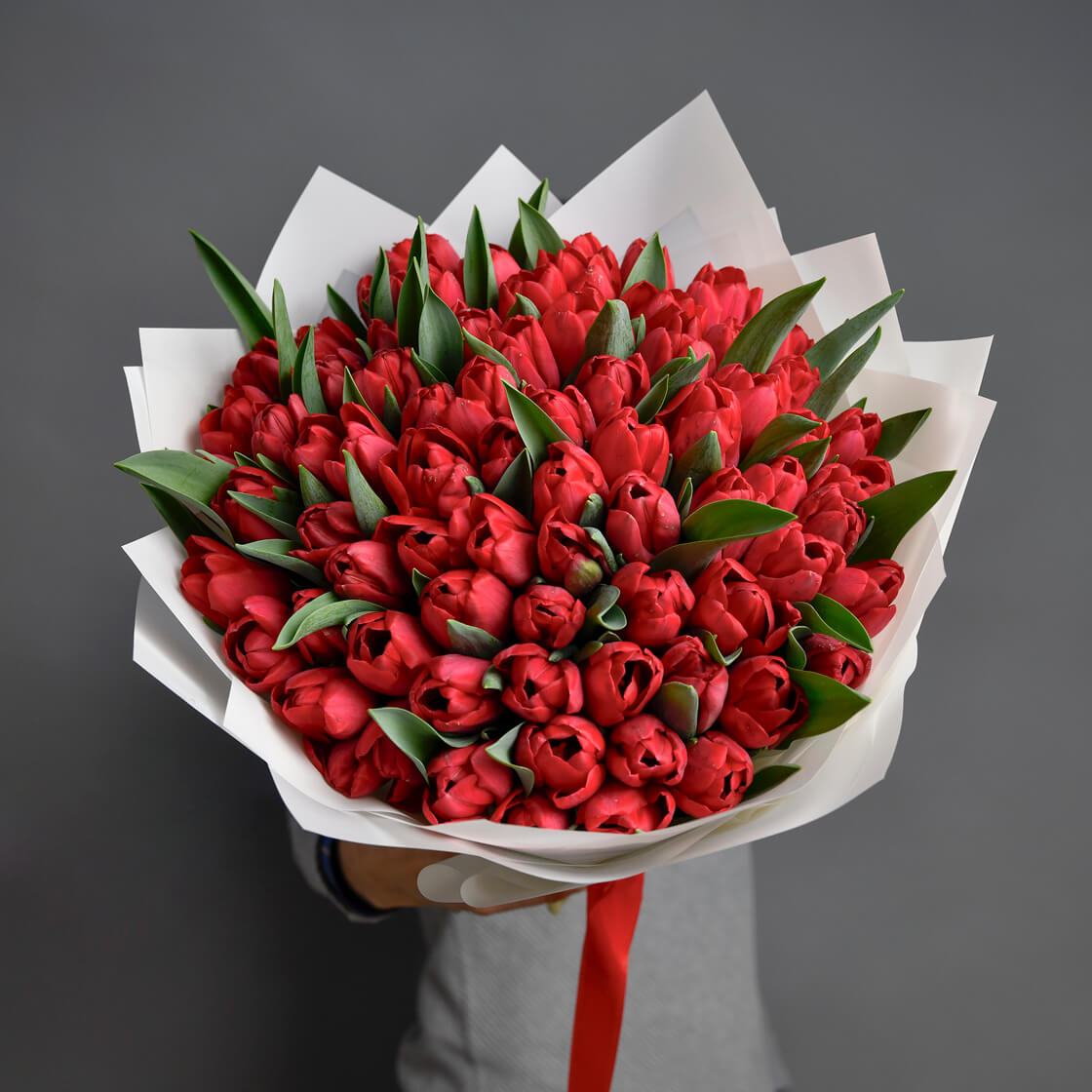 Flori de 1 Martie - California Flowers, Buchet 75 lalele rosii, Californiaflowers.ro