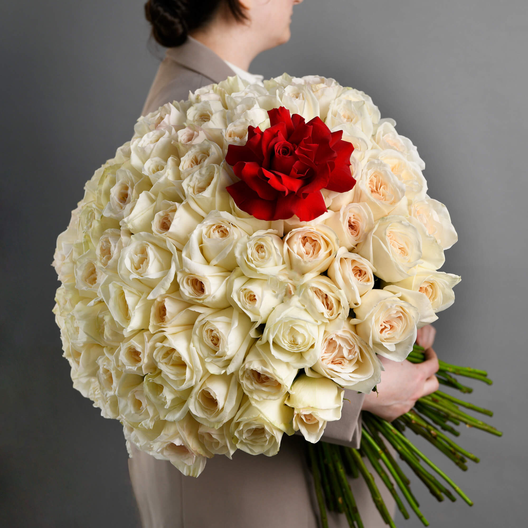 Flori de 1 Martie - California Flowers, Buchet 101 trandafiri albi, Californiaflowers.ro