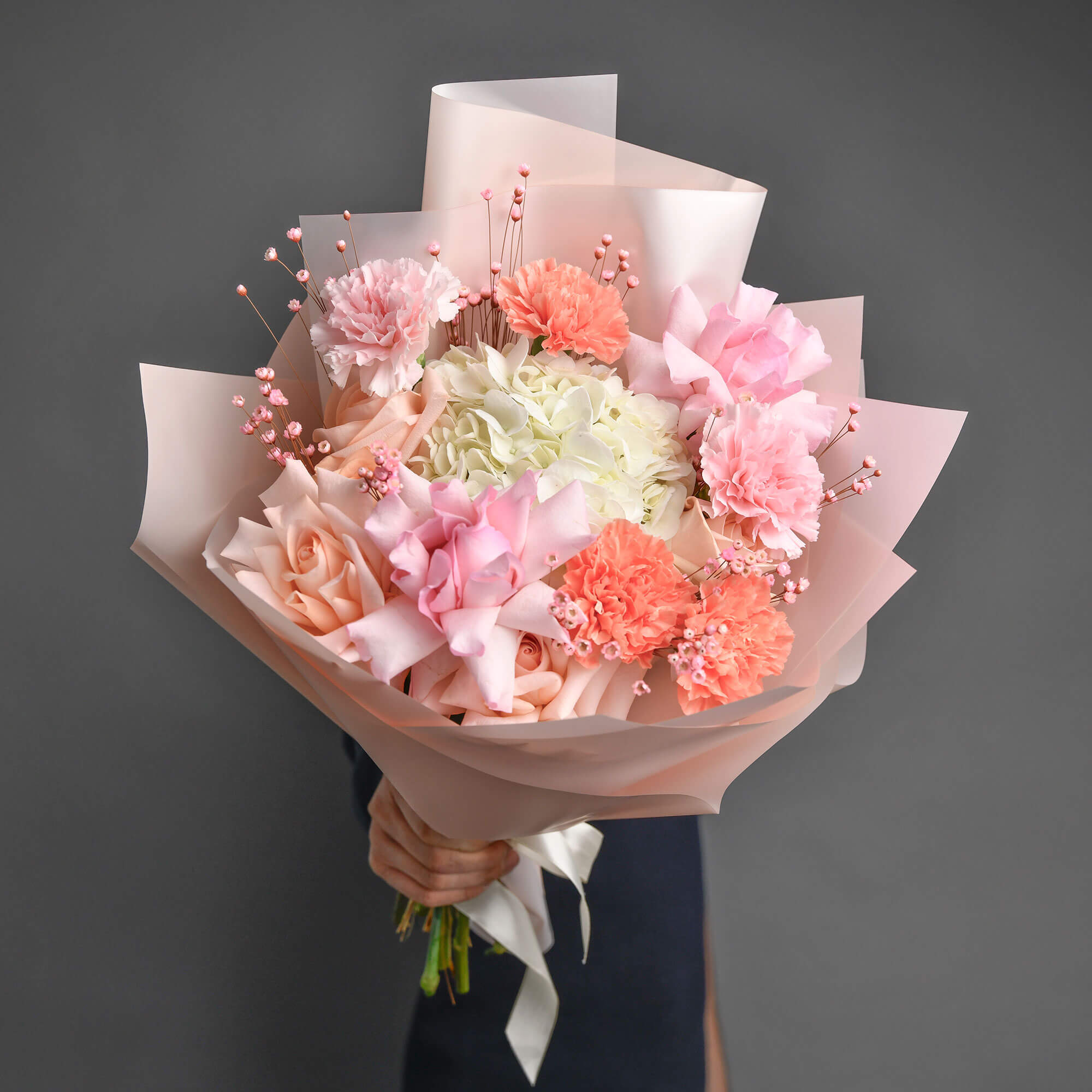 Flori de Paste - California Flowers, Buchet hortensie, trandafiri si garoafe, Californiaflowers.ro
