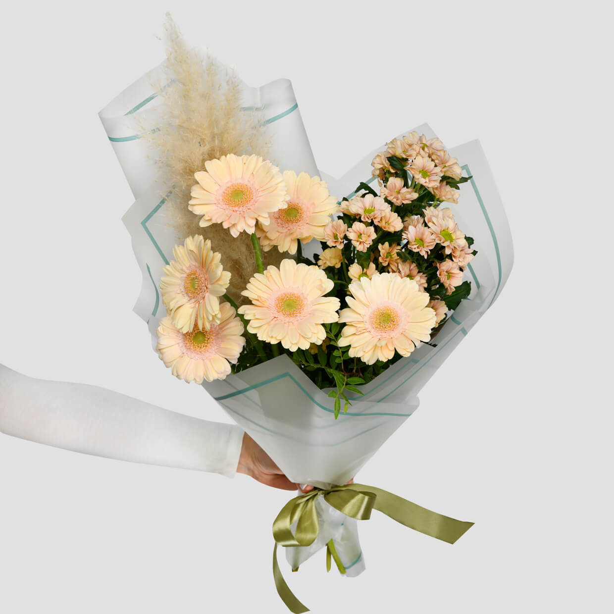 Buchete flori mixte, Buchet gerbera si santini, Californiaflowers.ro