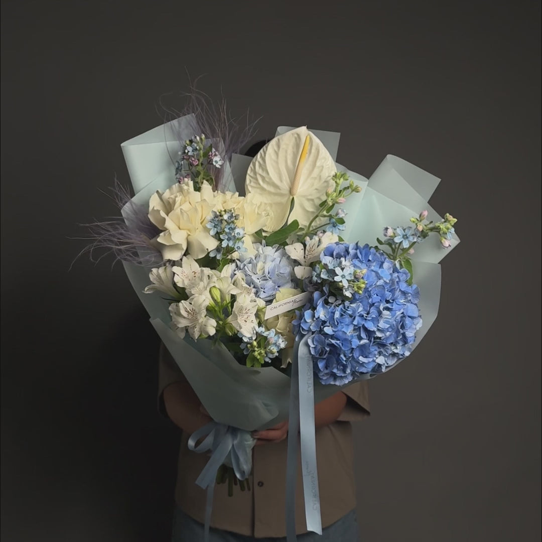 Buchet hortensie, anthurium si trandafiri speciali, 4, Californiaflowers.ro