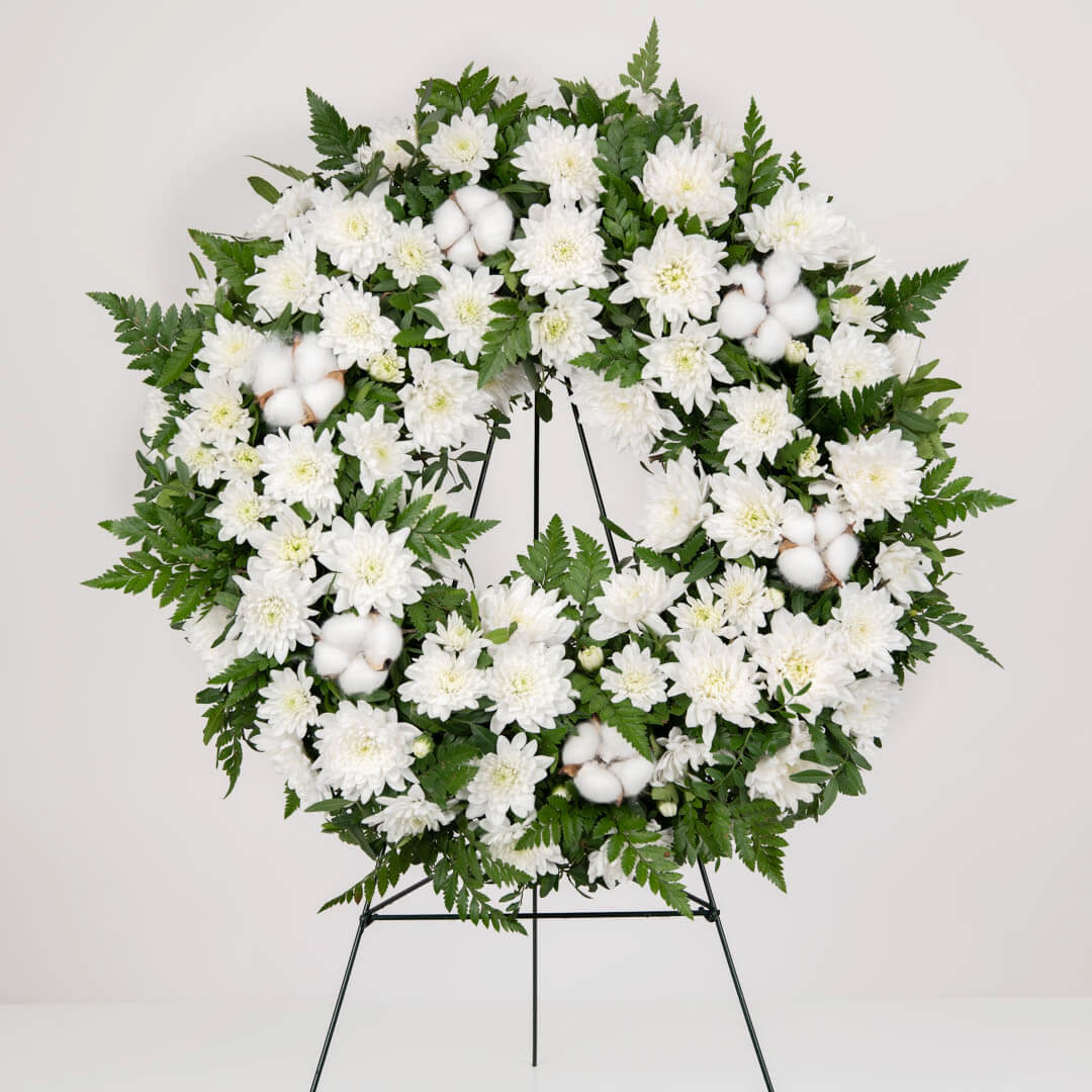 Coroana funerara rotunda cu crizanteme si bumbac