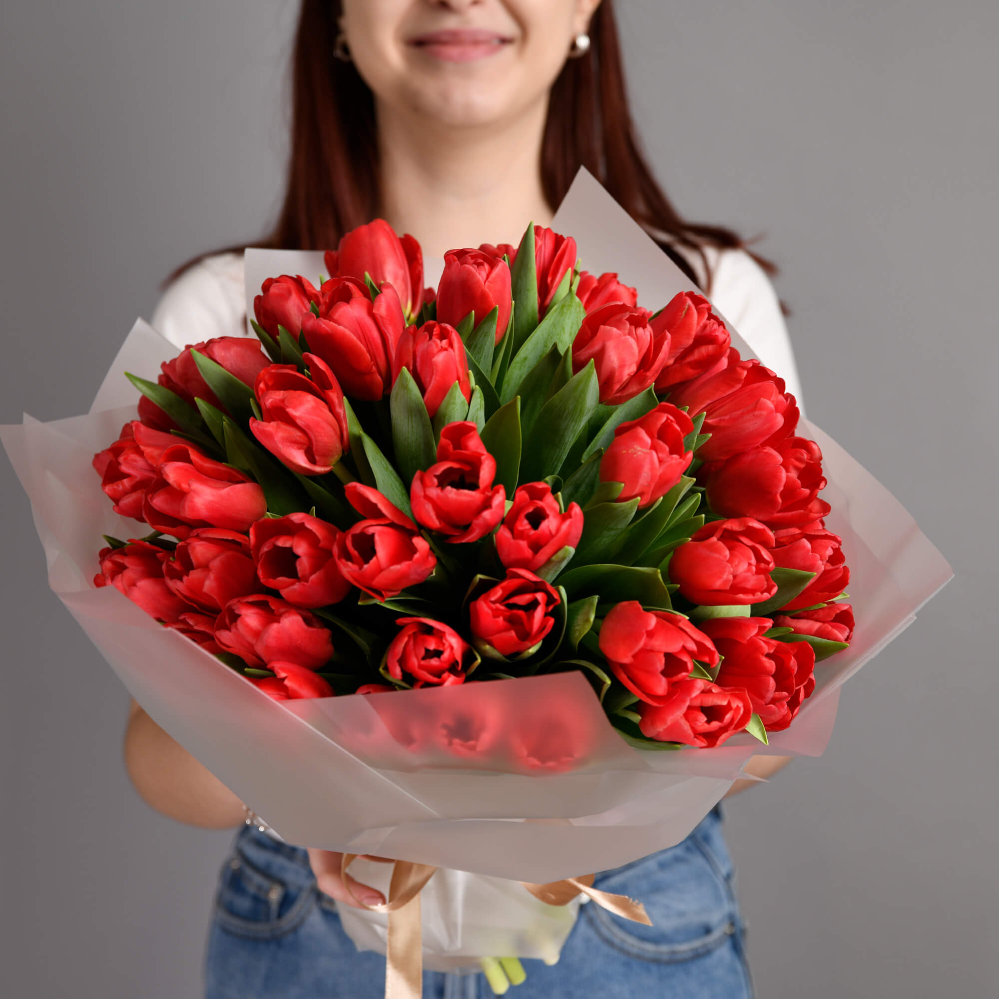 Buchet 49 lalele rosii, 3, Californiaflowers.ro