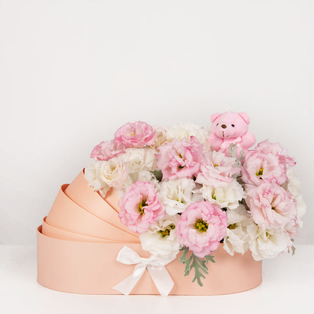 Aranjamente florale nou nascut - California Flowers, Aranjament in landou pink, Californiaflowers.ro