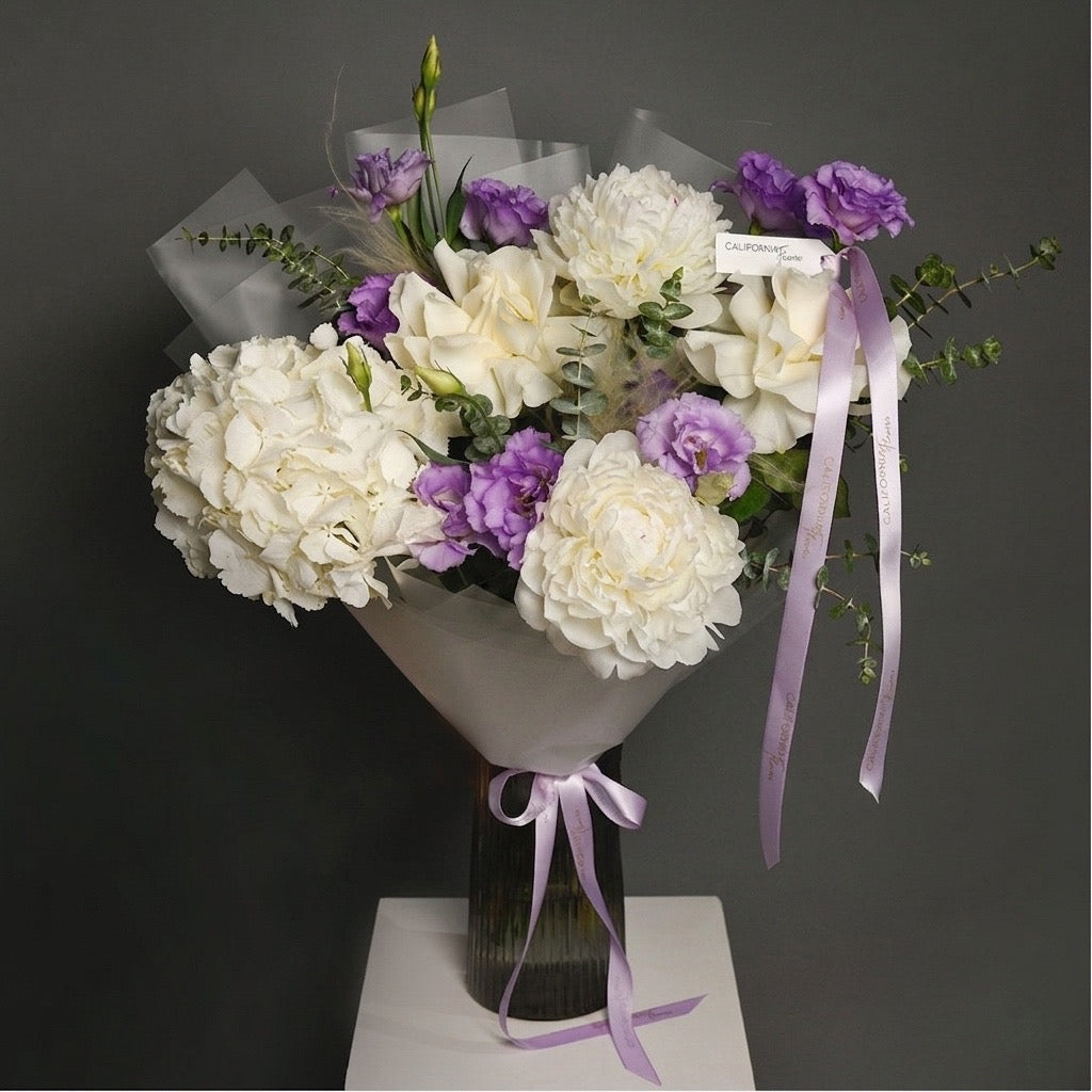 Buchet cu hortensie, bujori si lisianthus, 3, Californiaflowers.ro