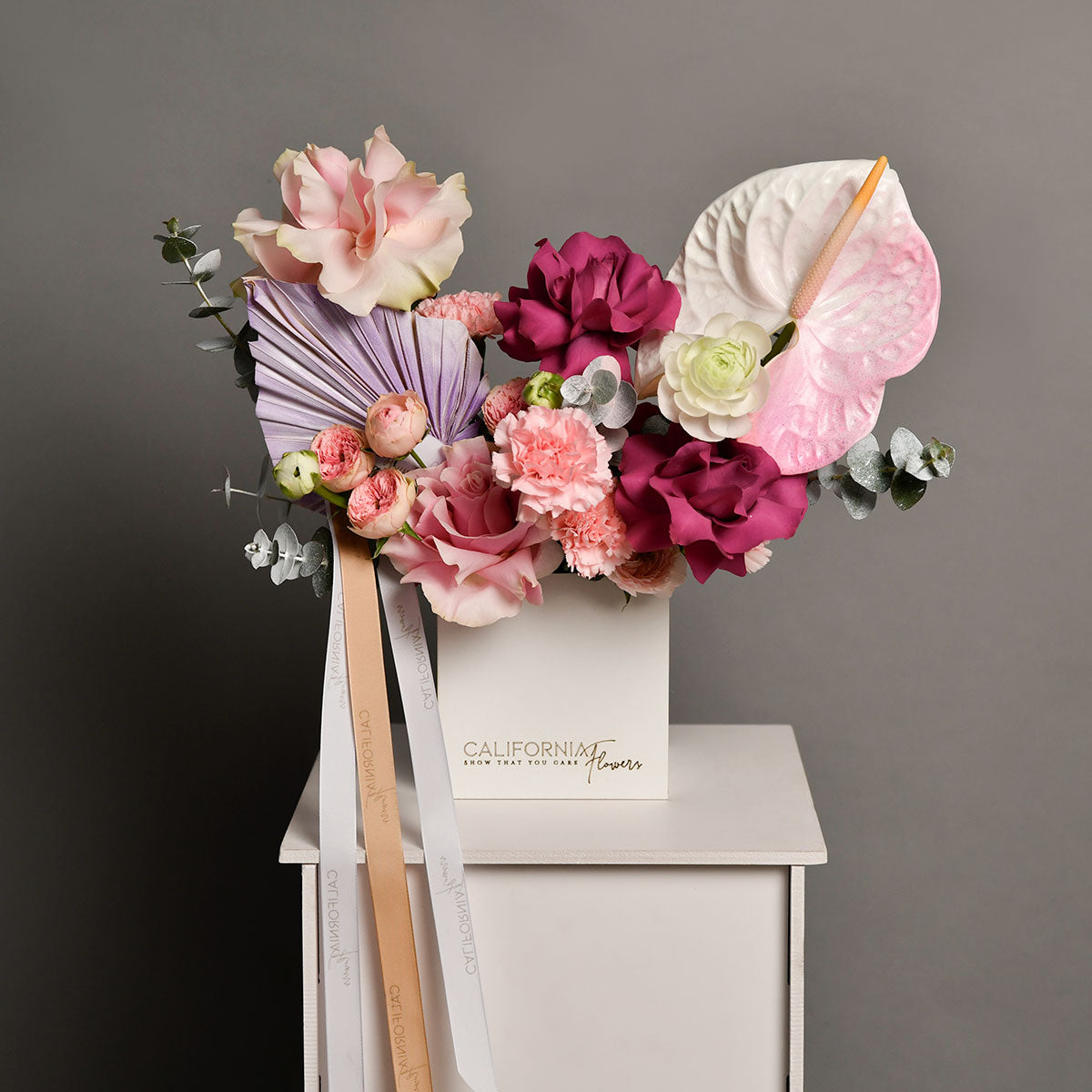 Floral arrangement in a box with special roses, dianthus and anthurium, 3, Californiaflowers.ro