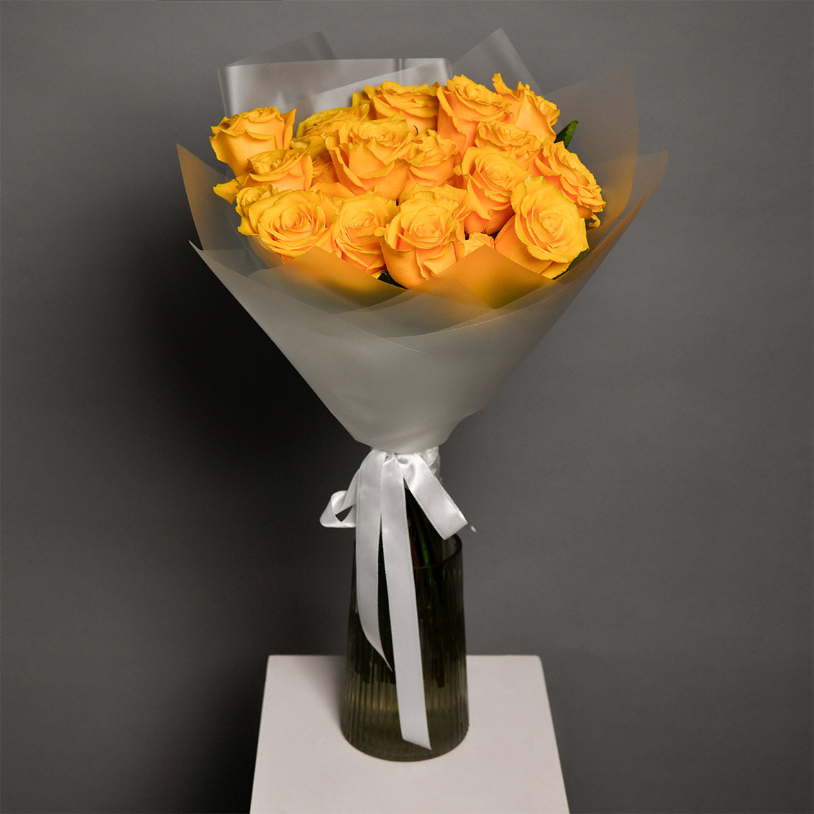Buchet 25 trandafiri galbeni, 3, Californiaflowers.ro