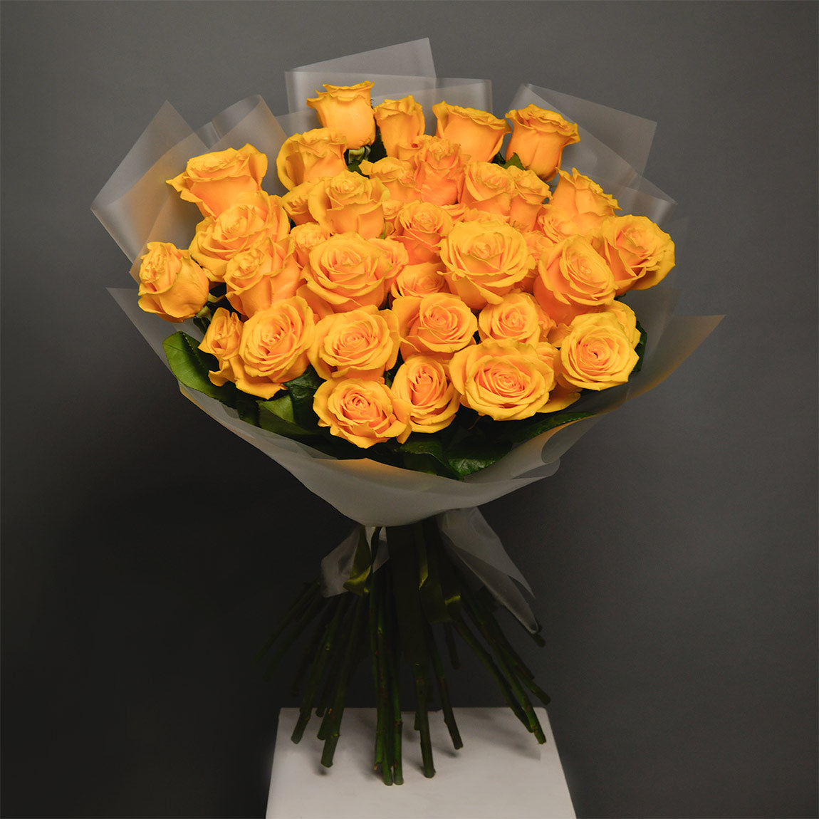 Buchet 47 trandafiri galbeni, 3, Californiaflowers.ro