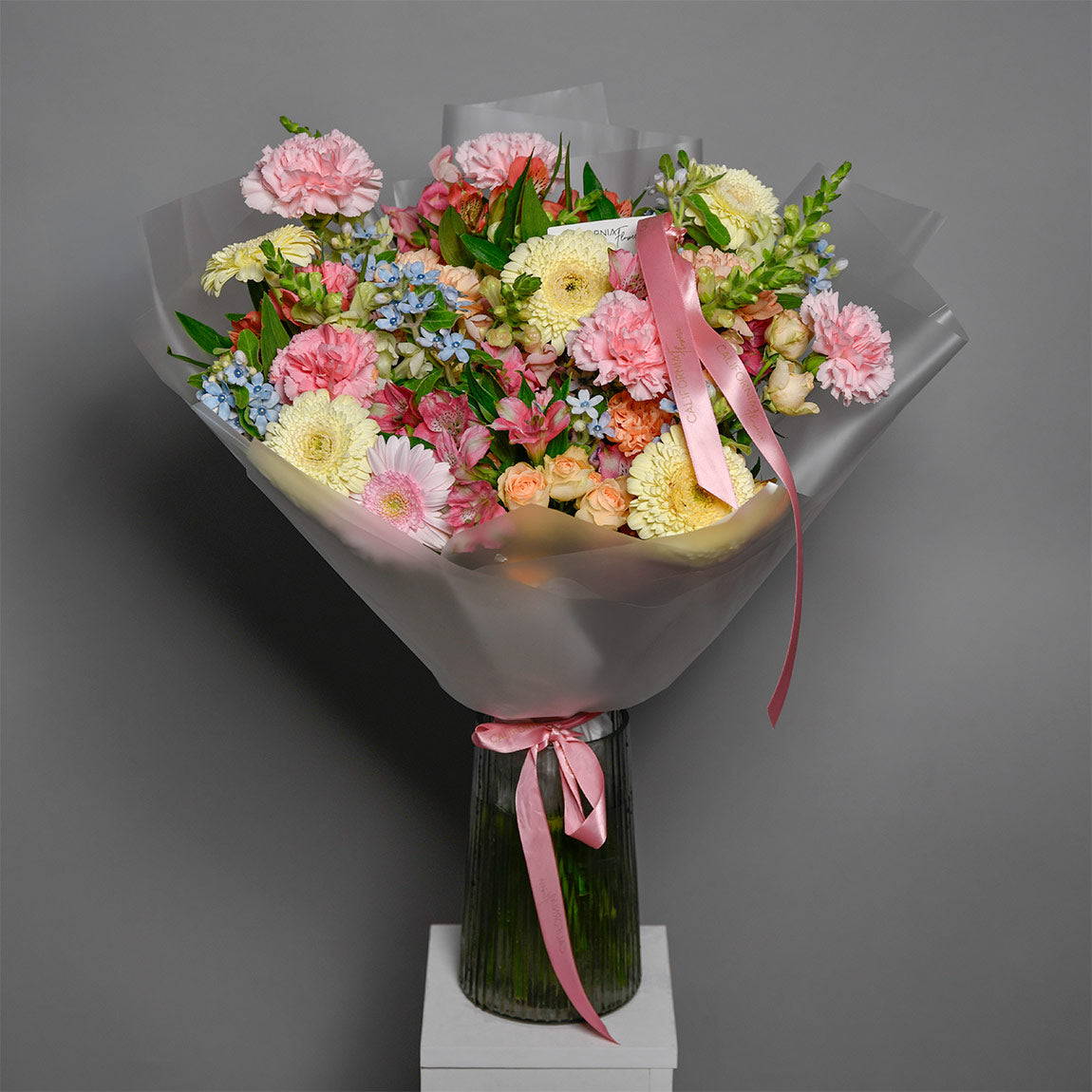 Buchet gerbera si alstroemeria roz, 5, Californiaflowers.ro