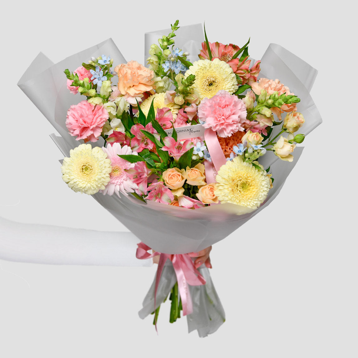 Buchet gerbera si alstroemeria roz, 8, Californiaflowers.ro