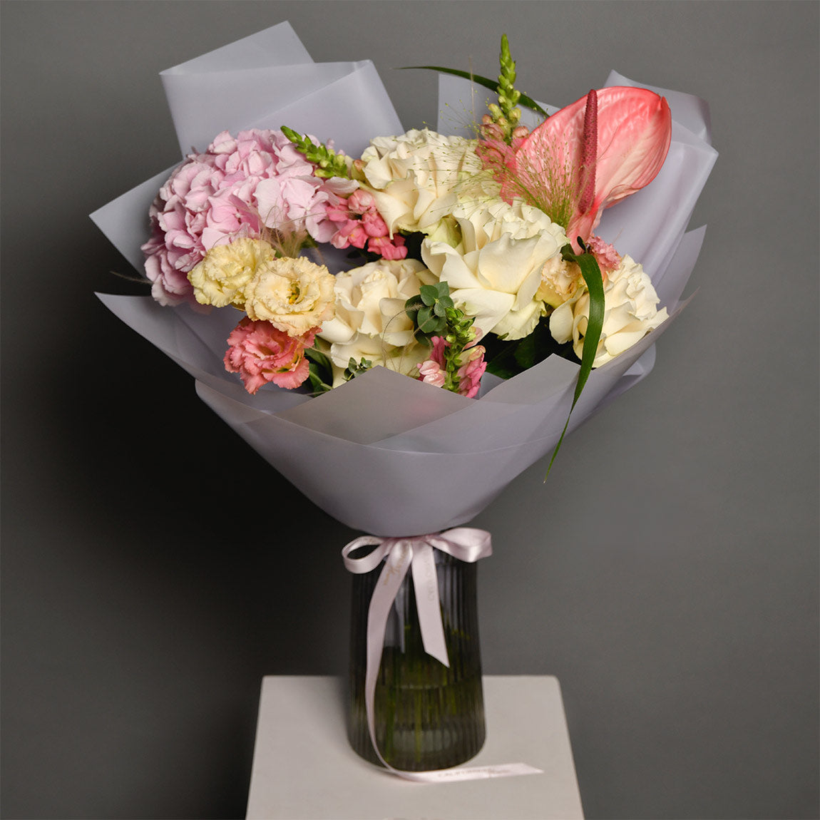 Buchet hortensie roz, anthurium si lisianthus, 3, Californiaflowers.ro