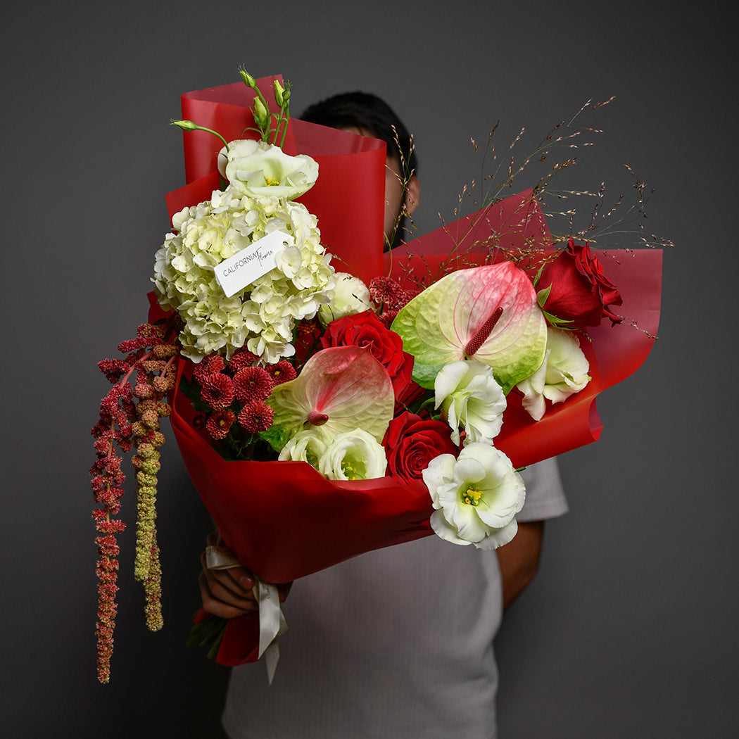 Colectia de toamna, Buchet anthurium si trandafiri rosii, Californiaflowers.ro