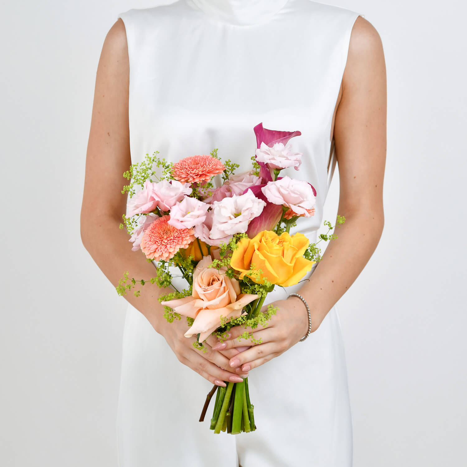 Buchete mireasa si nasa - California Flowers, Buchet de mireasa cu lisianthus, trandafiri si cale, Californiaflowers.ro