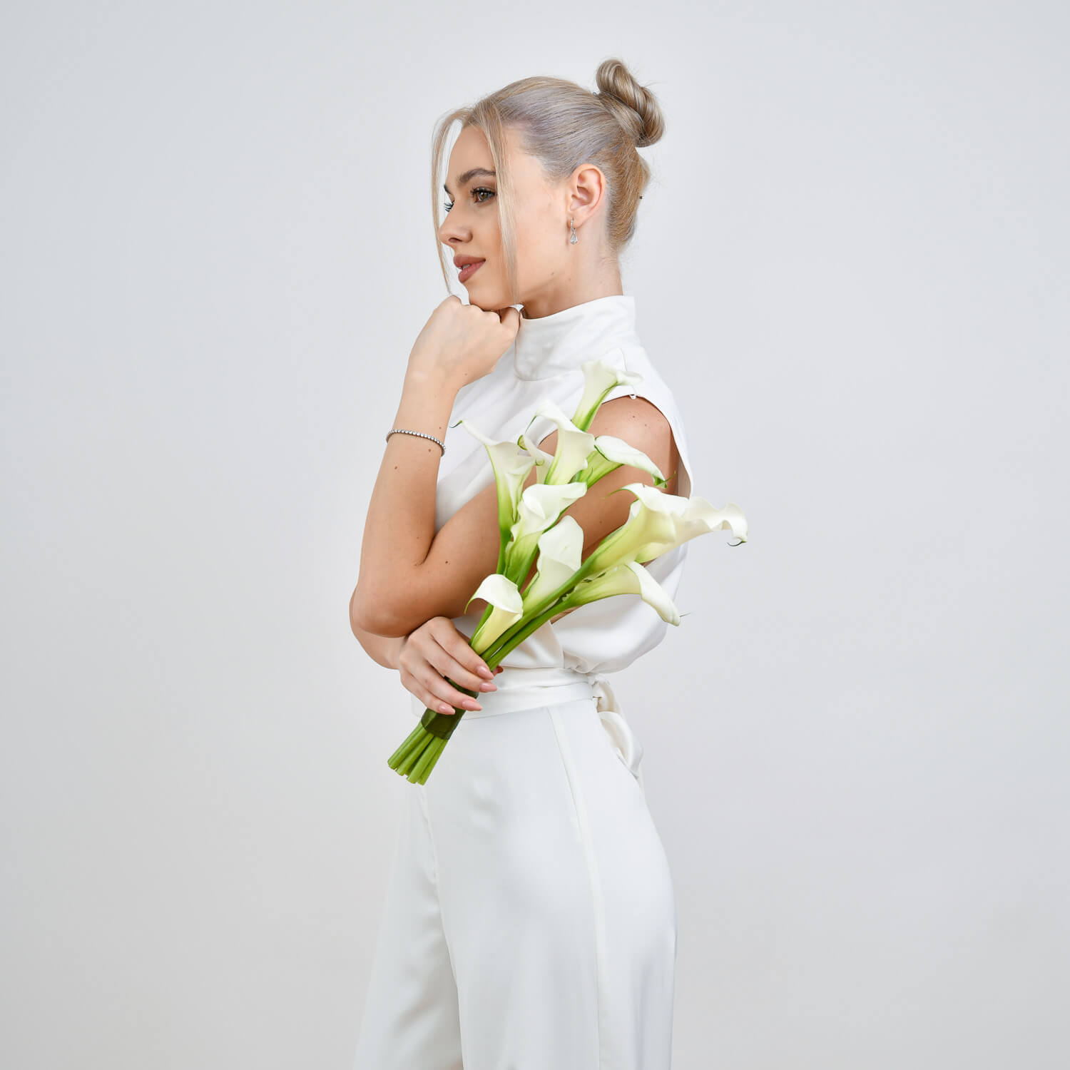 Buchet mireasa cu cale albe, 3, Californiaflowers.ro