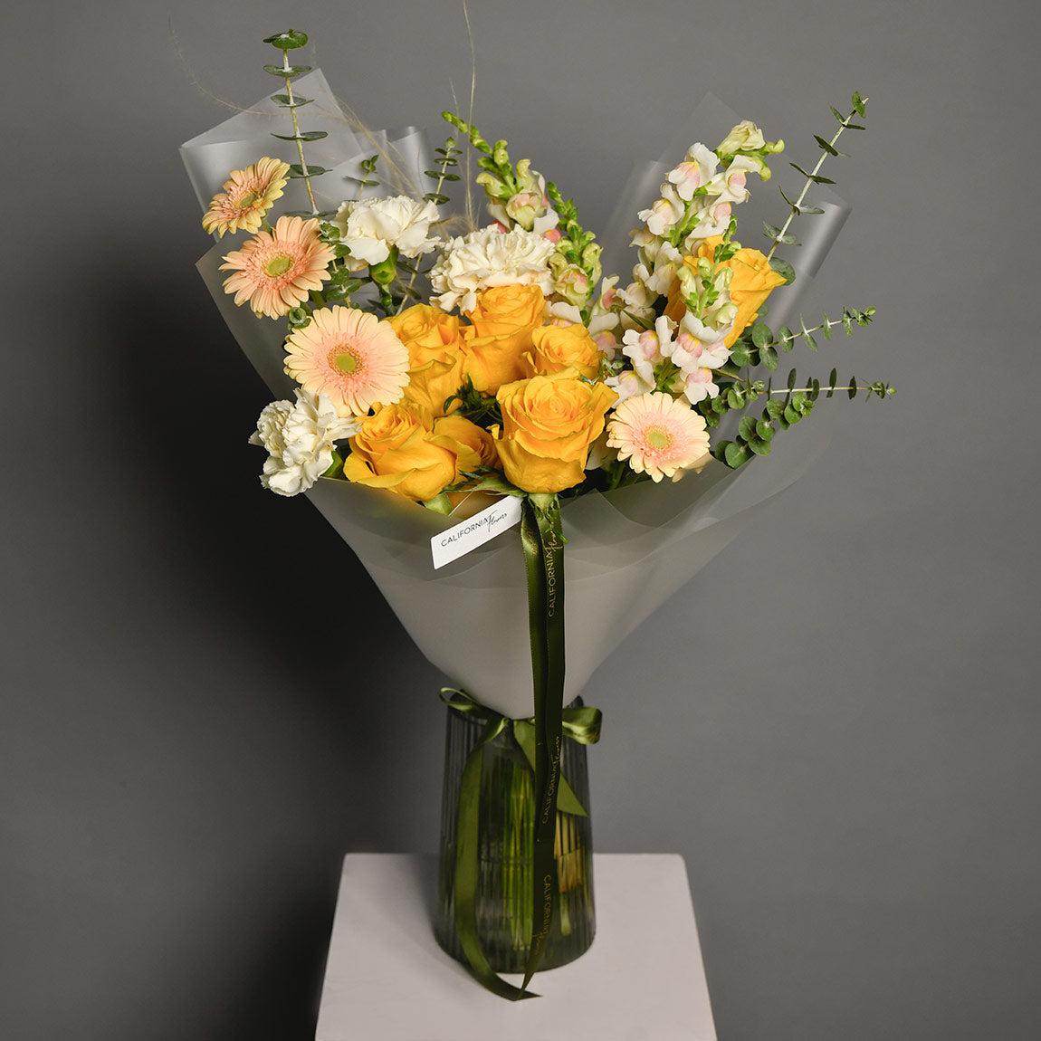 Buchet trandafiri galbeni, gerbera si antirrhinum, 3, Californiaflowers.ro