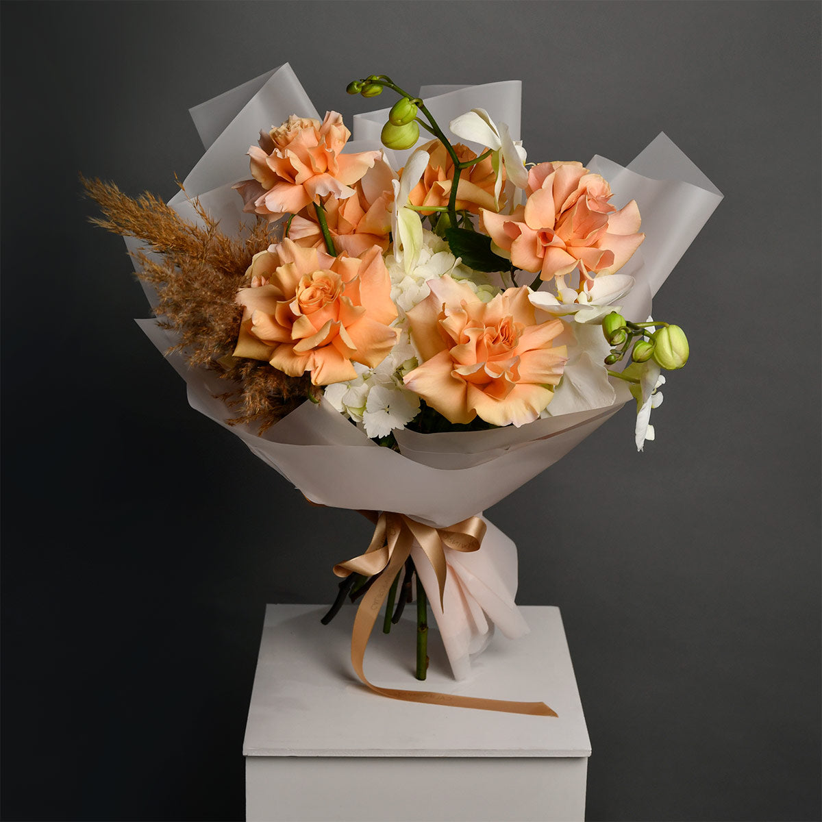 Bouquet of roses and phalaenopsis orchids, 3, Californiaflowers.ro