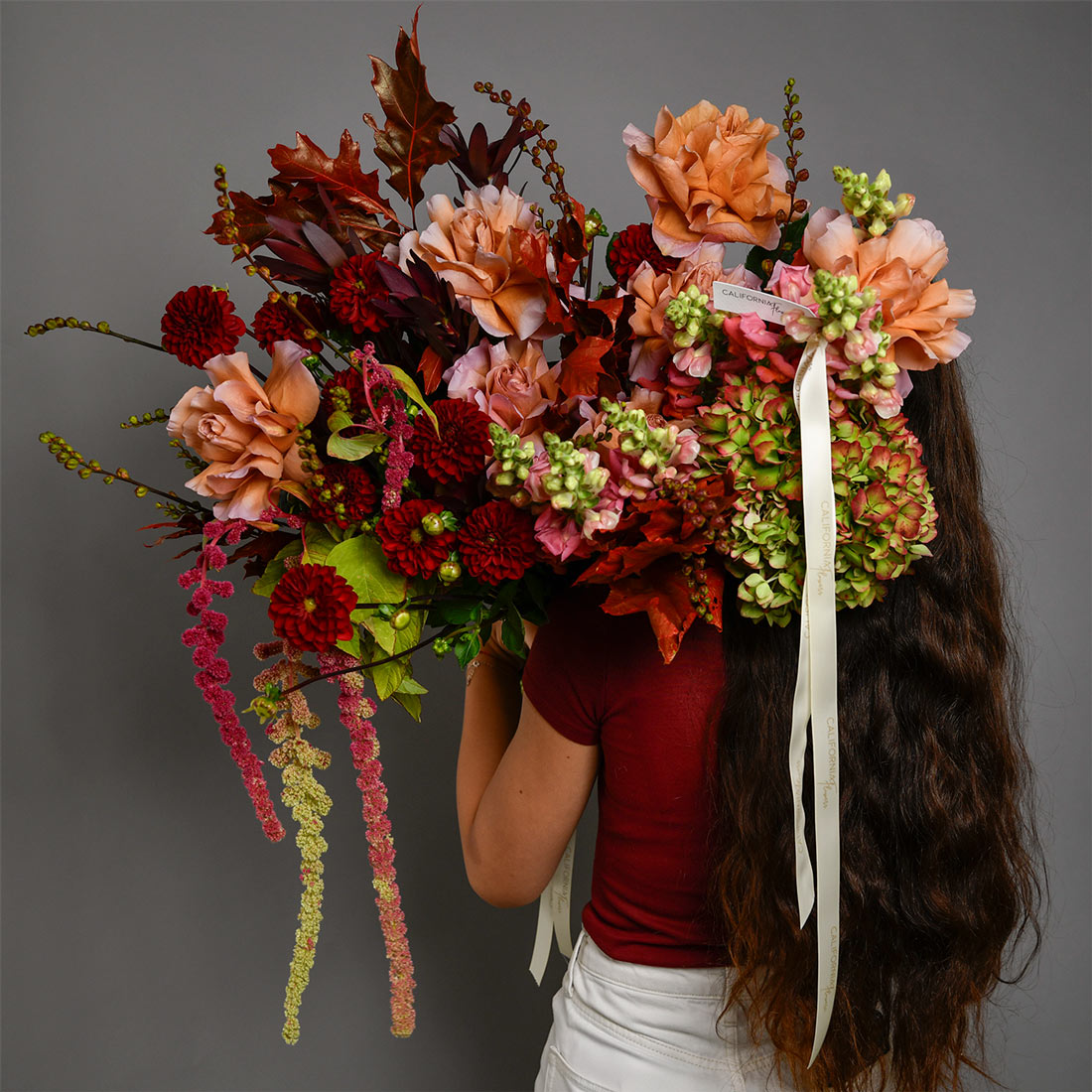 Buchete si aranjamente, Buchet trandafiri speciali, dalii si hortensie, Californiaflowers.ro