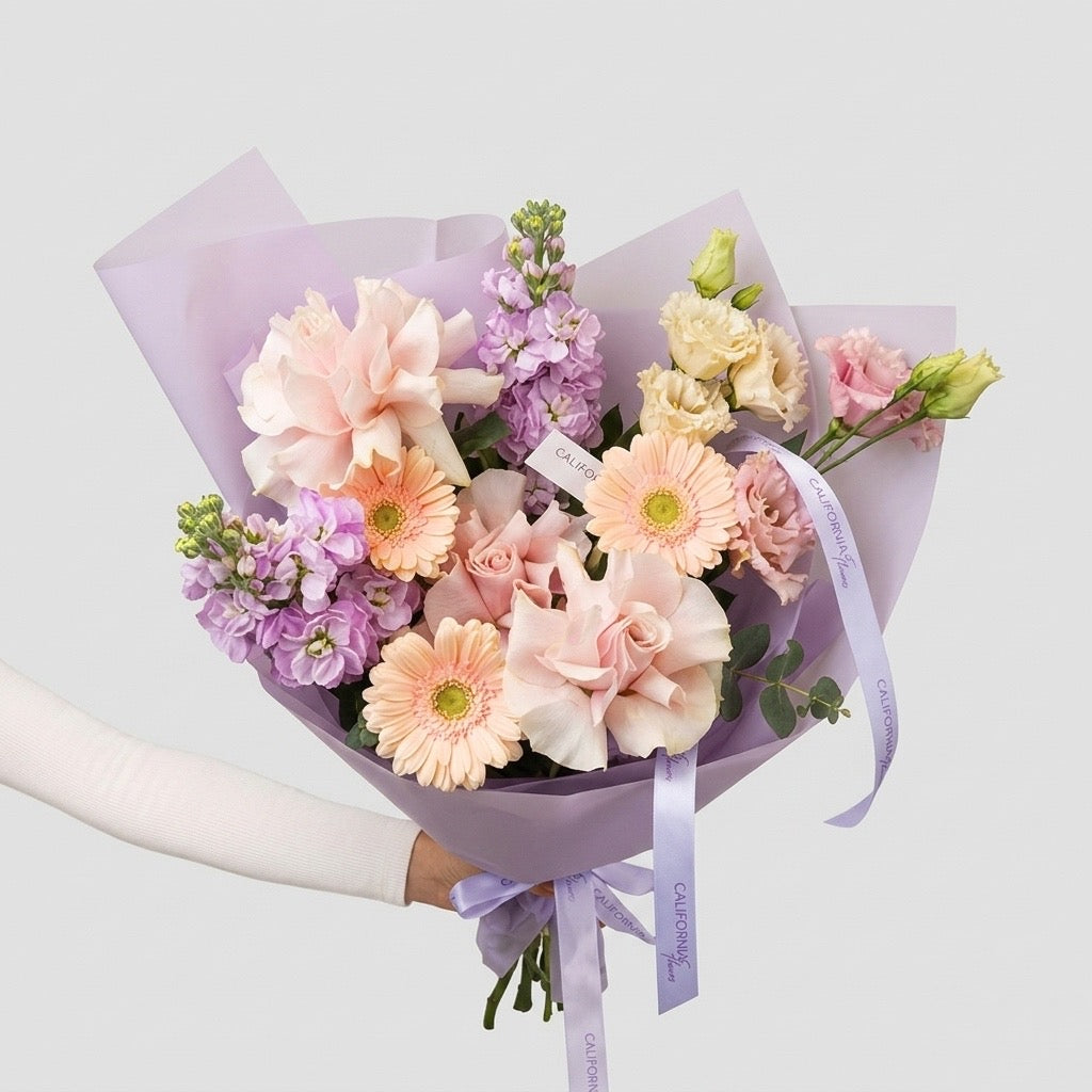Buchet Soapte de Primavara, 3, Californiaflowers.ro