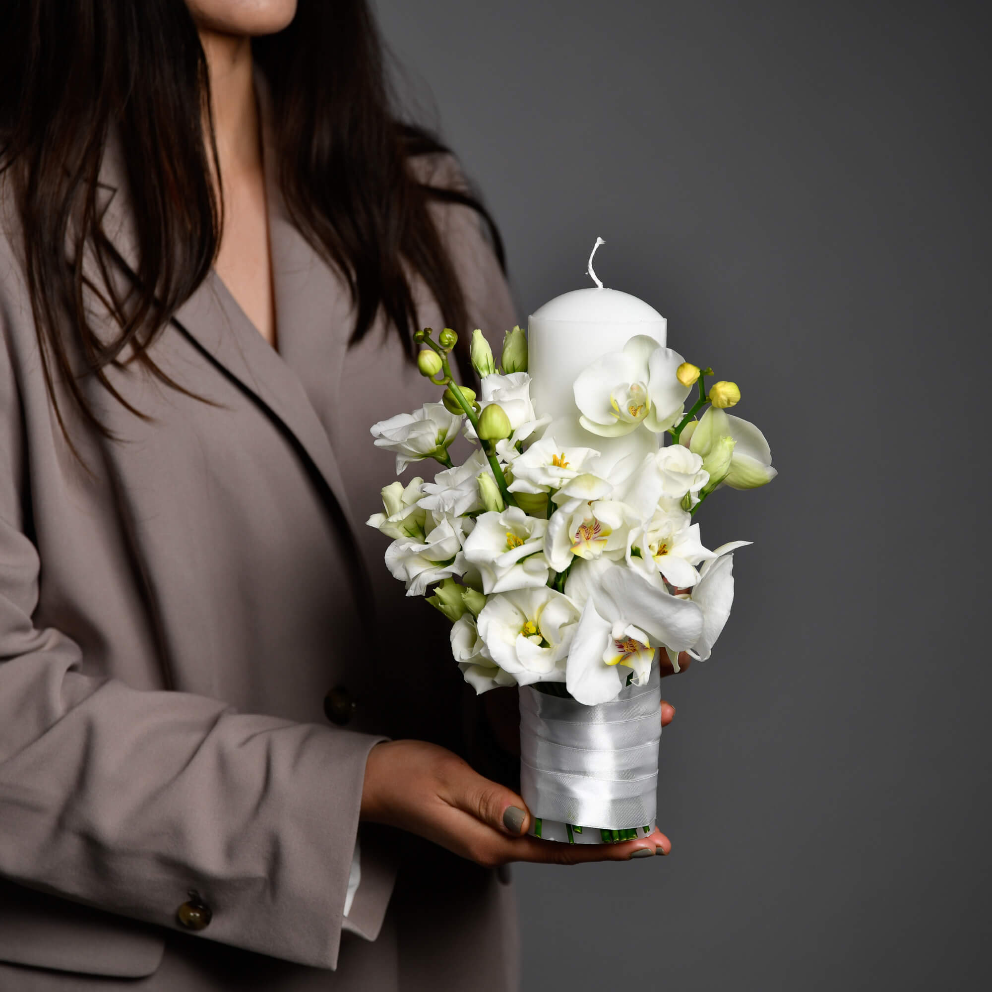 Lumanari de cununie cu phalaenopsis si lisianthus alb, 4, Californiaflowers.ro