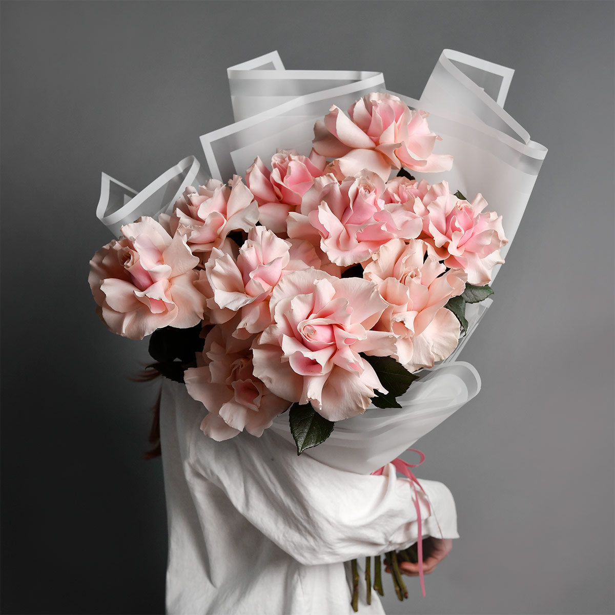 Bouquet of 17 special pink roses, 3, Californiaflowers.ro