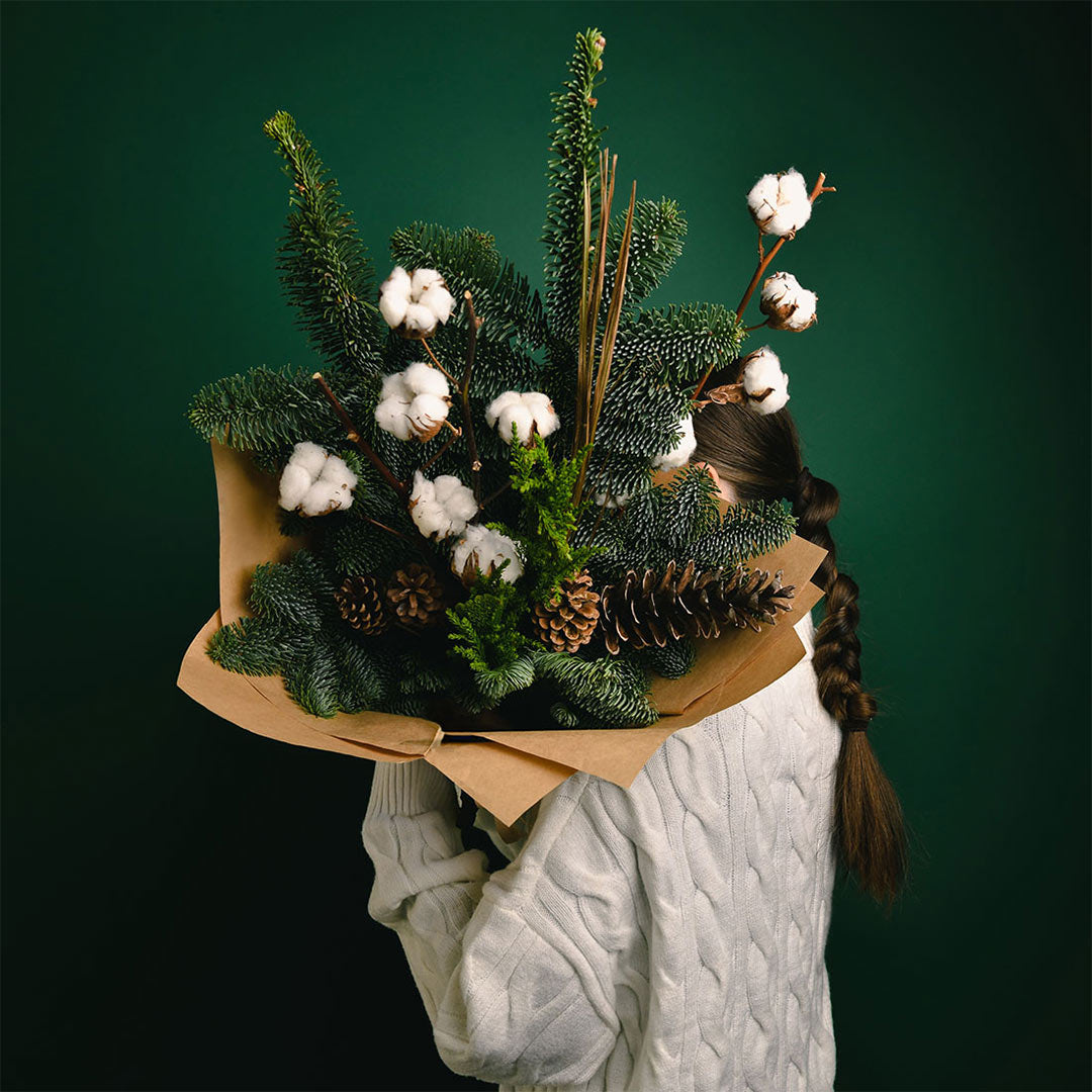 Bouquet with cotton, fir tree and cones, 4, Californiaflowers.ro