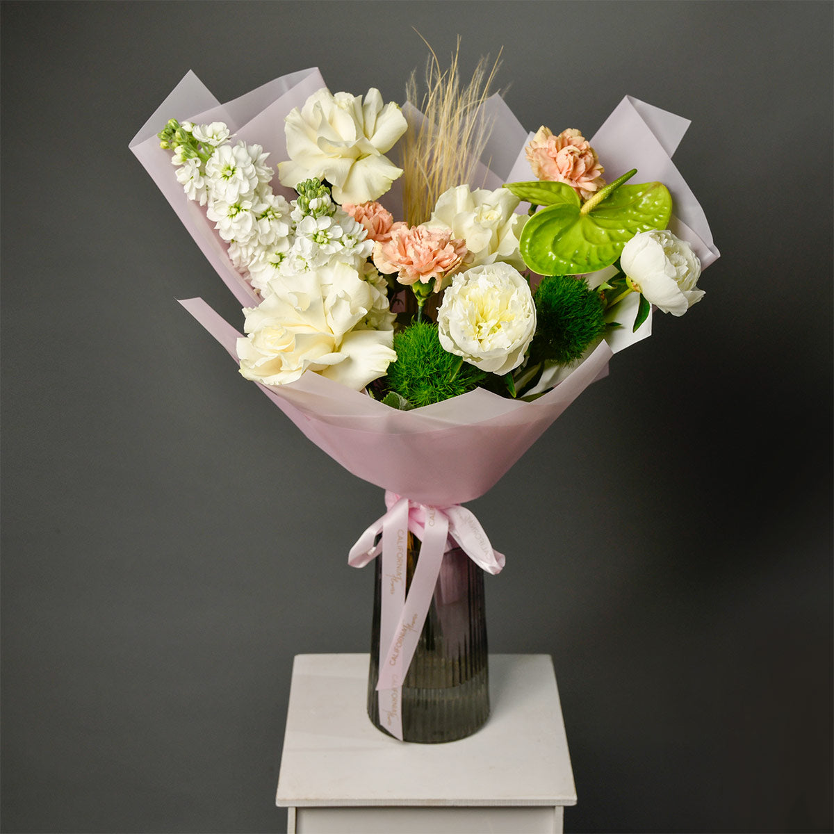 Flower delivery Bucharest - California Flowers, Bouquet matthiola alba, anthurium and dianthus, Californiaflowers.ro