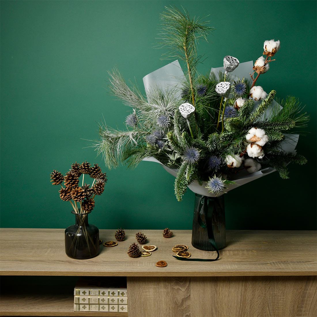 Fir, eryngium and cotton bouquet, 7, Californiaflowers.ro