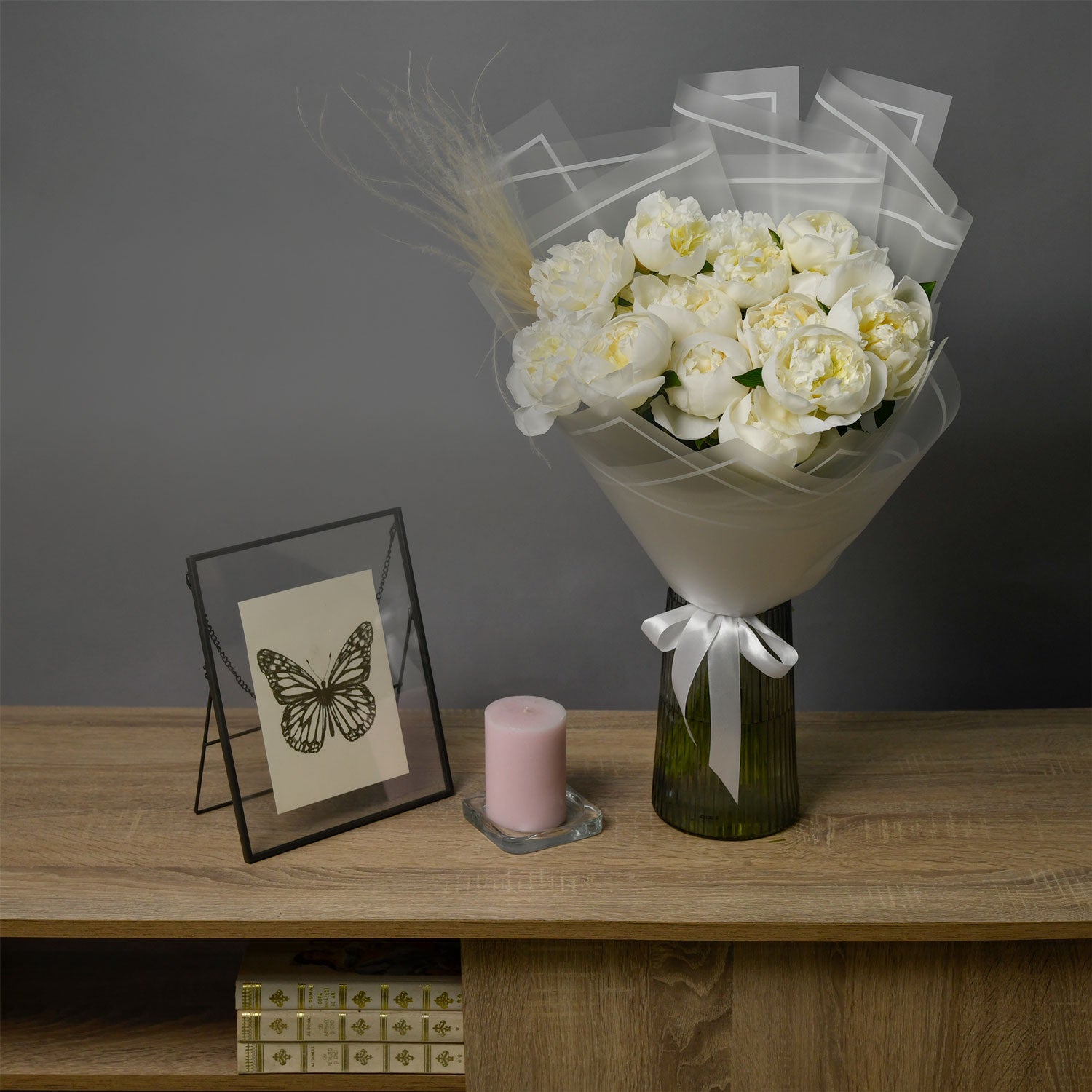 Buchet 15 bujori albi, 3, Californiaflowers.ro