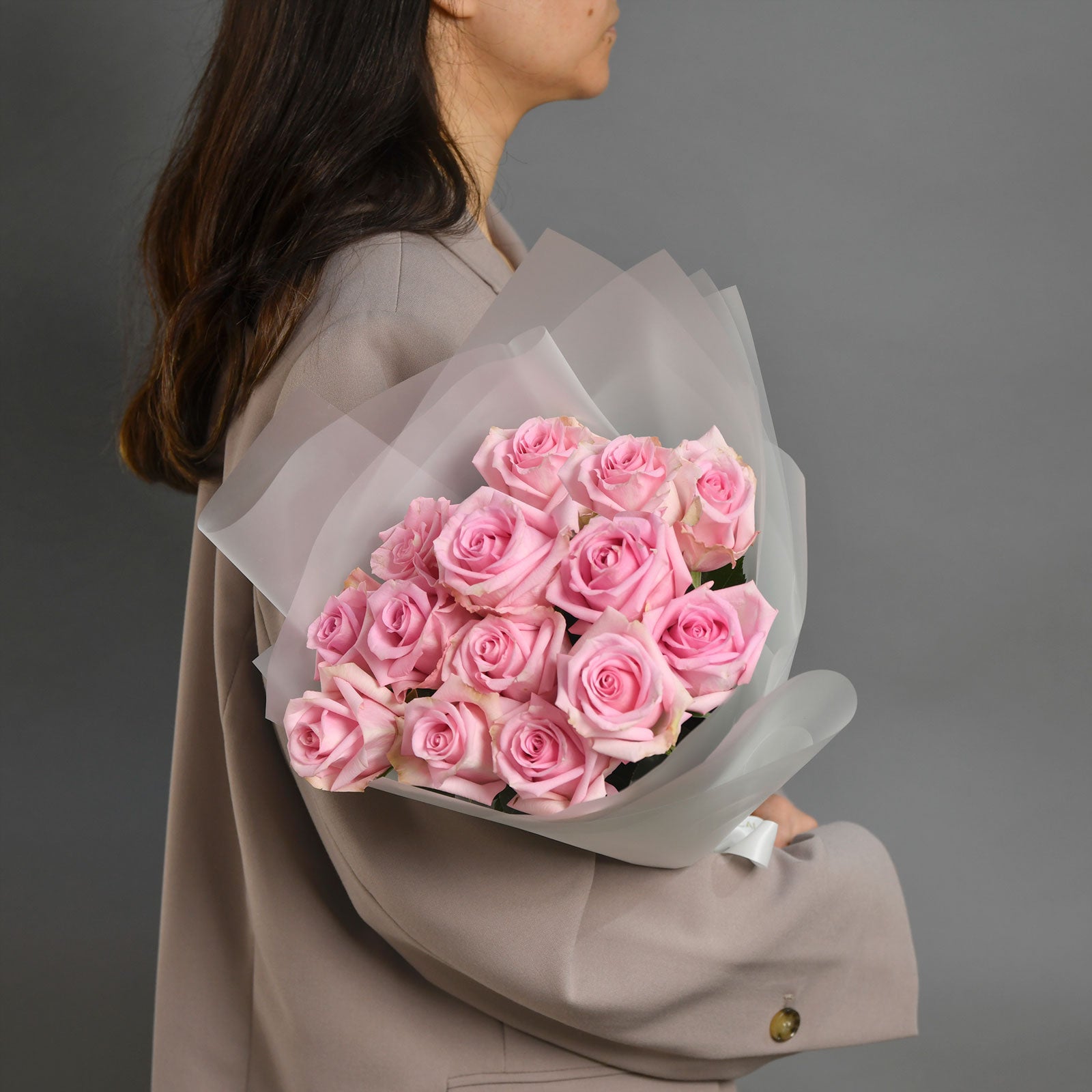 Bouquet of 13 pink roses, 2, Californiaflowers.ro