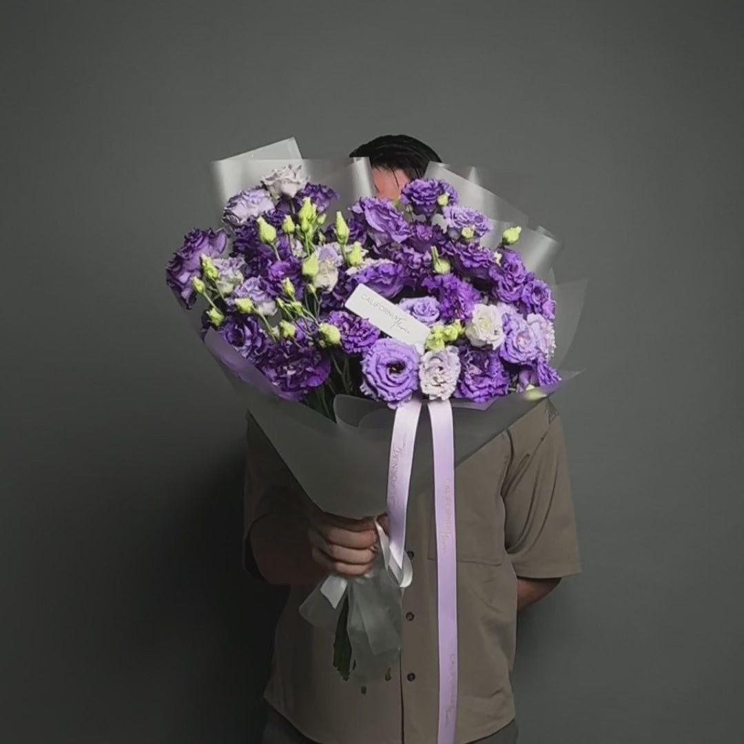 Buchet cu lisianthus mov, 4, Californiaflowers.ro