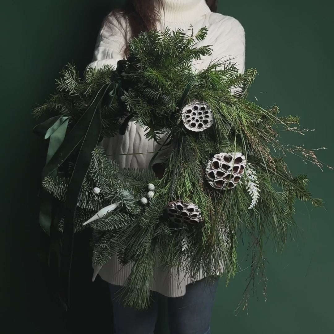 Coronita de Craciun cu decoratiuni uscate, 3, Californiaflowers.ro