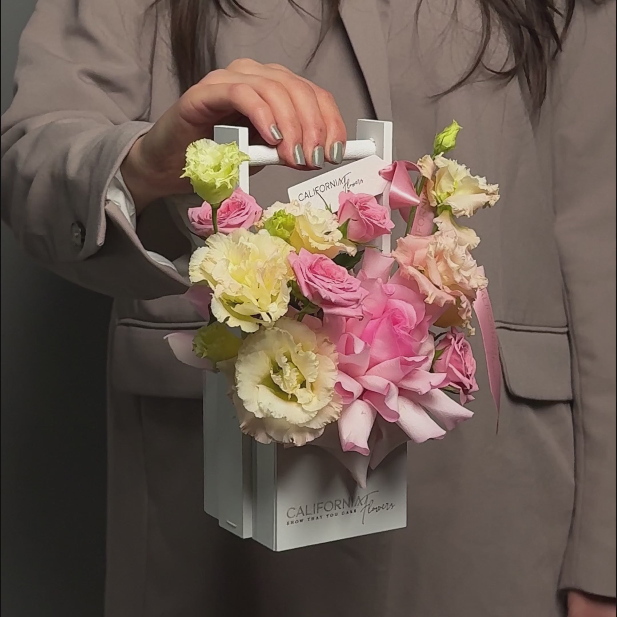Aranjament cu lisianthus, 4, Californiaflowers.ro