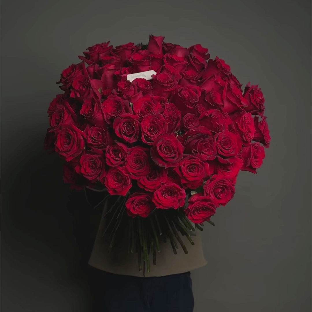 Buchet 101 trandafiri rosii, 3, Californiaflowers.ro