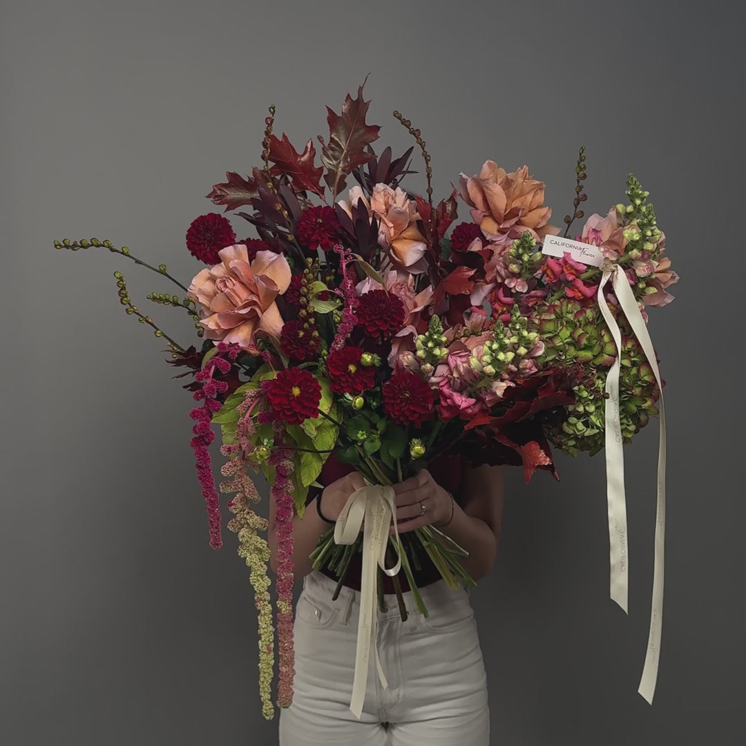 Buchet trandafiri speciali, dalii si hortensie, 5, Californiaflowers.ro