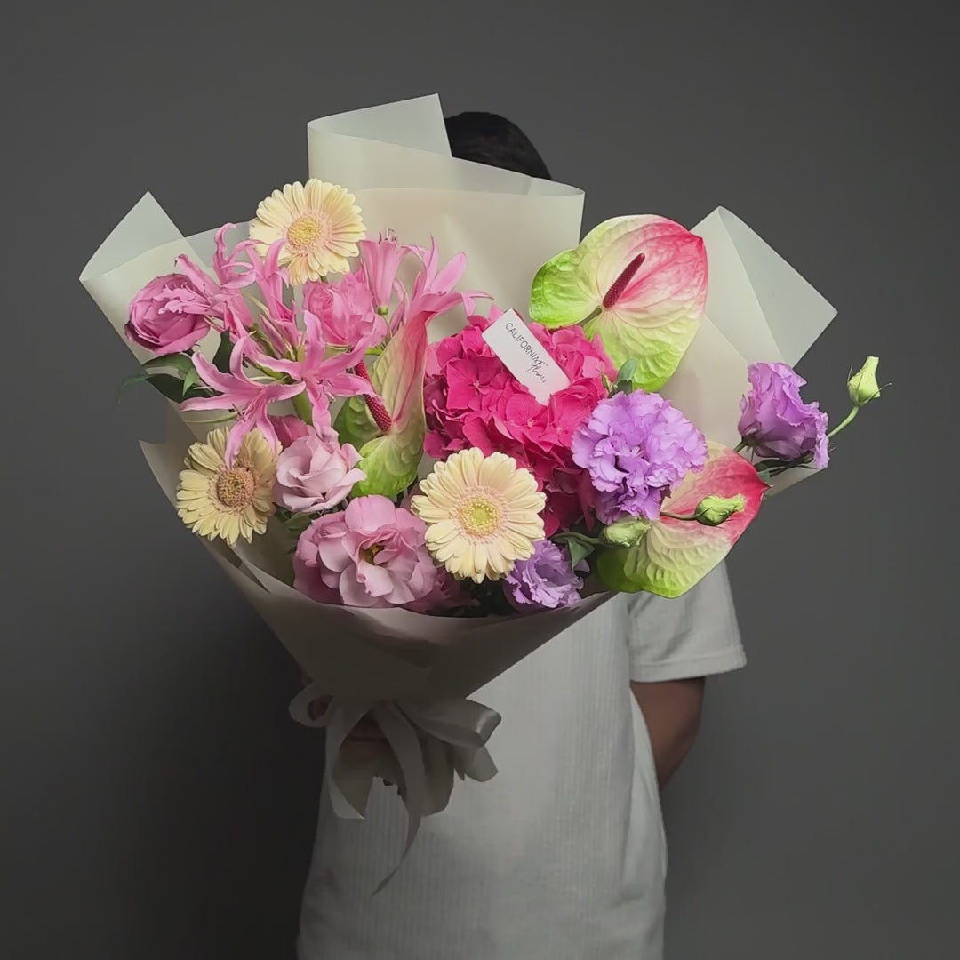 Buchet hortensie roz si gerbera peach, 4, Californiaflowers.ro