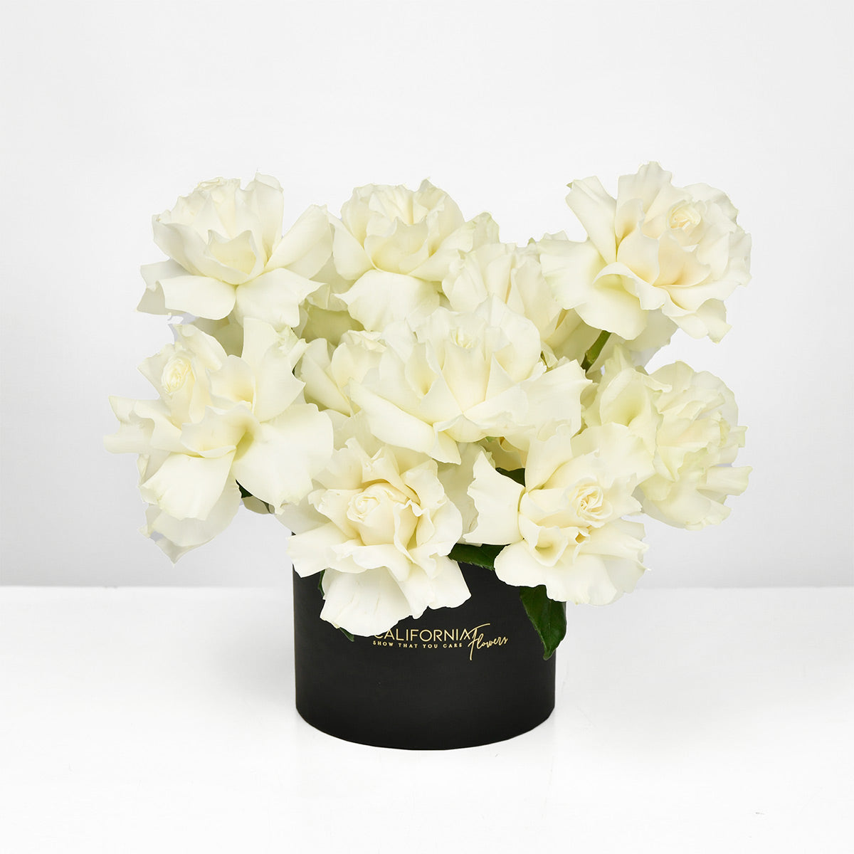 Floral arrangement in a box with special white roses, 2, Californiaflowers.ro