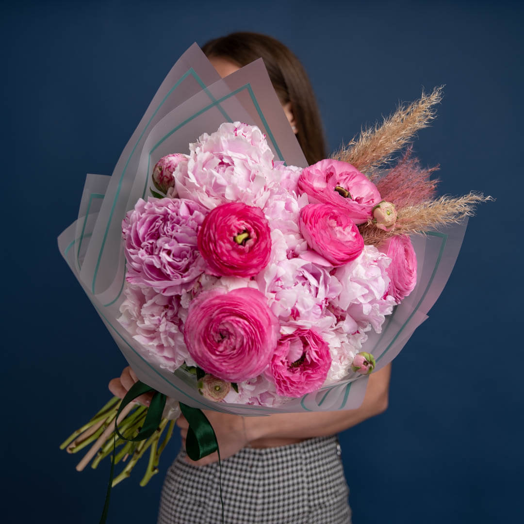 Bouquet with peonies and ranunculus