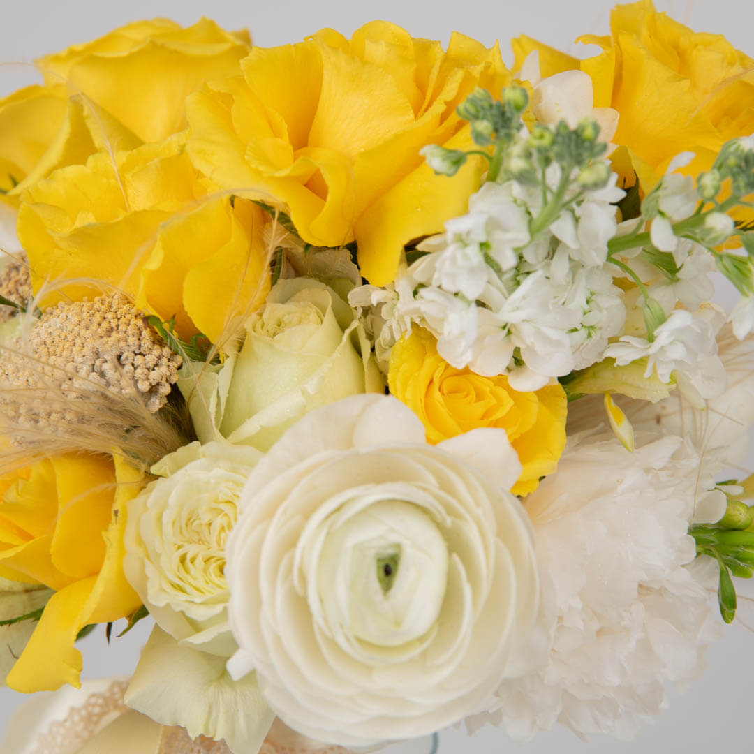 Bridal bouquet with yellow roses and hydrangea