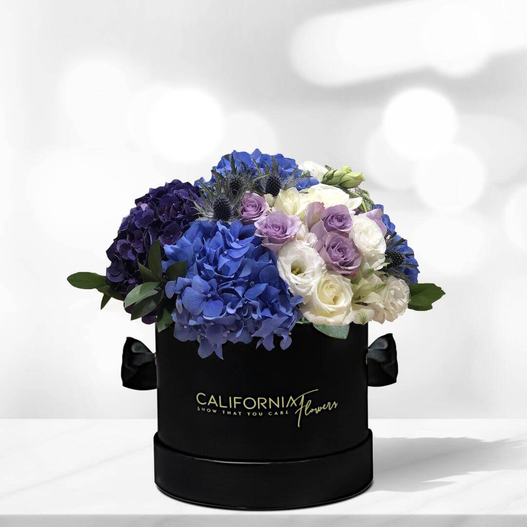 Box with hydrangea and lisianthus