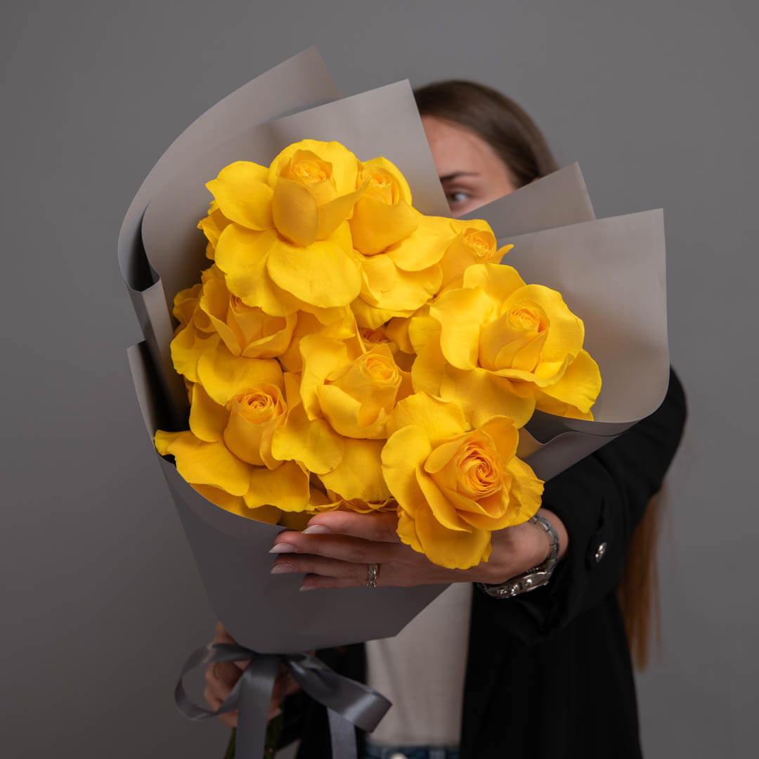 Bouquet with special yellow roses