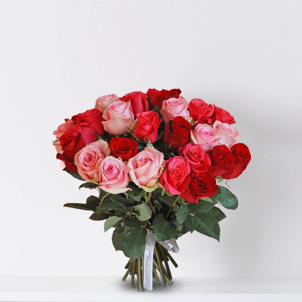 Bouquet of 25 red and pink roses