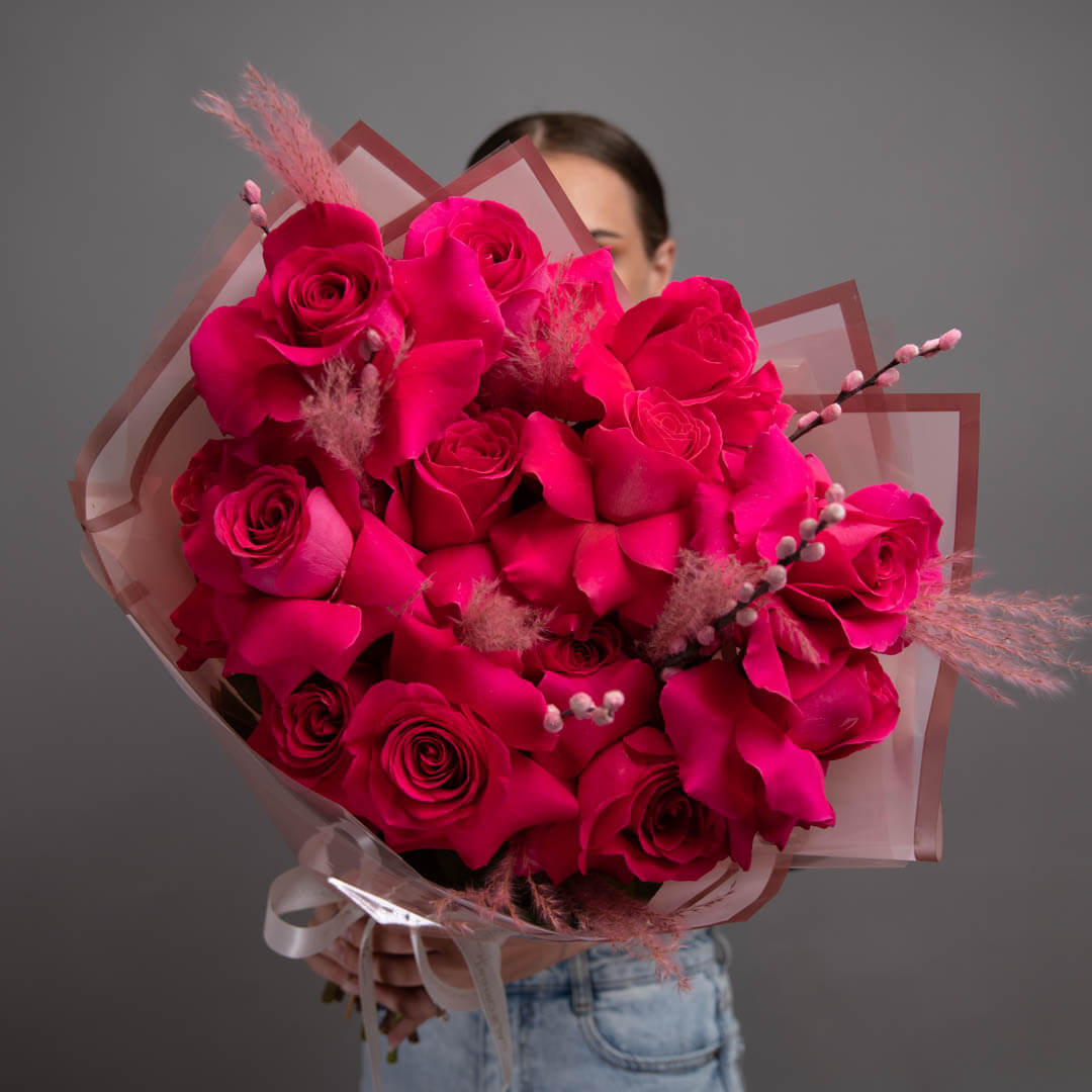 Buchet cu 15 trandafiri speciali Pink
